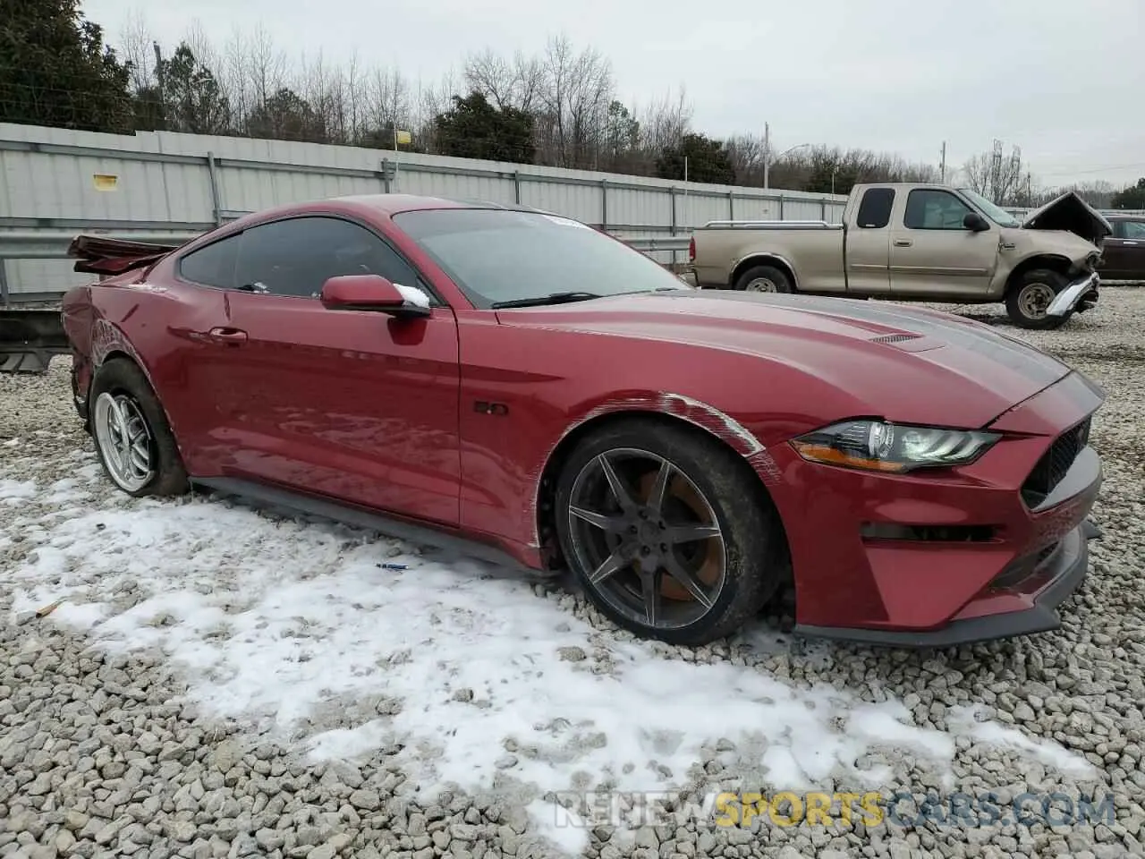 4 Photograph of a damaged car 1FA6P8CFXK5122283 FORD MUSTANG 2019