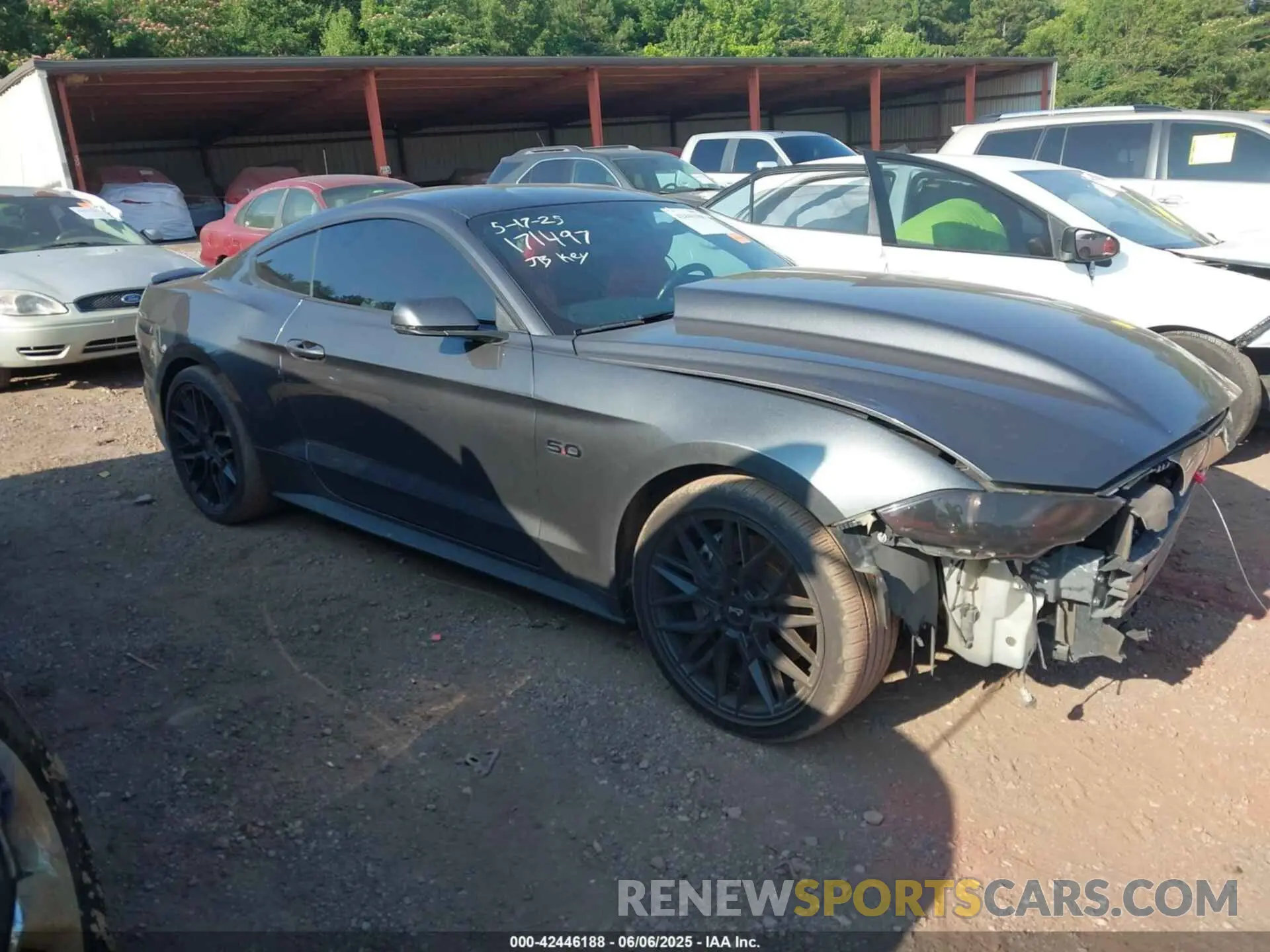 1 Photograph of a damaged car 1FA6P8CFXK5134045 FORD MUSTANG 2019