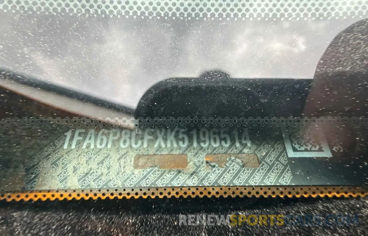 10 Photograph of a damaged car 1FA6P8CFXK5196514 FORD MUSTANG 2019