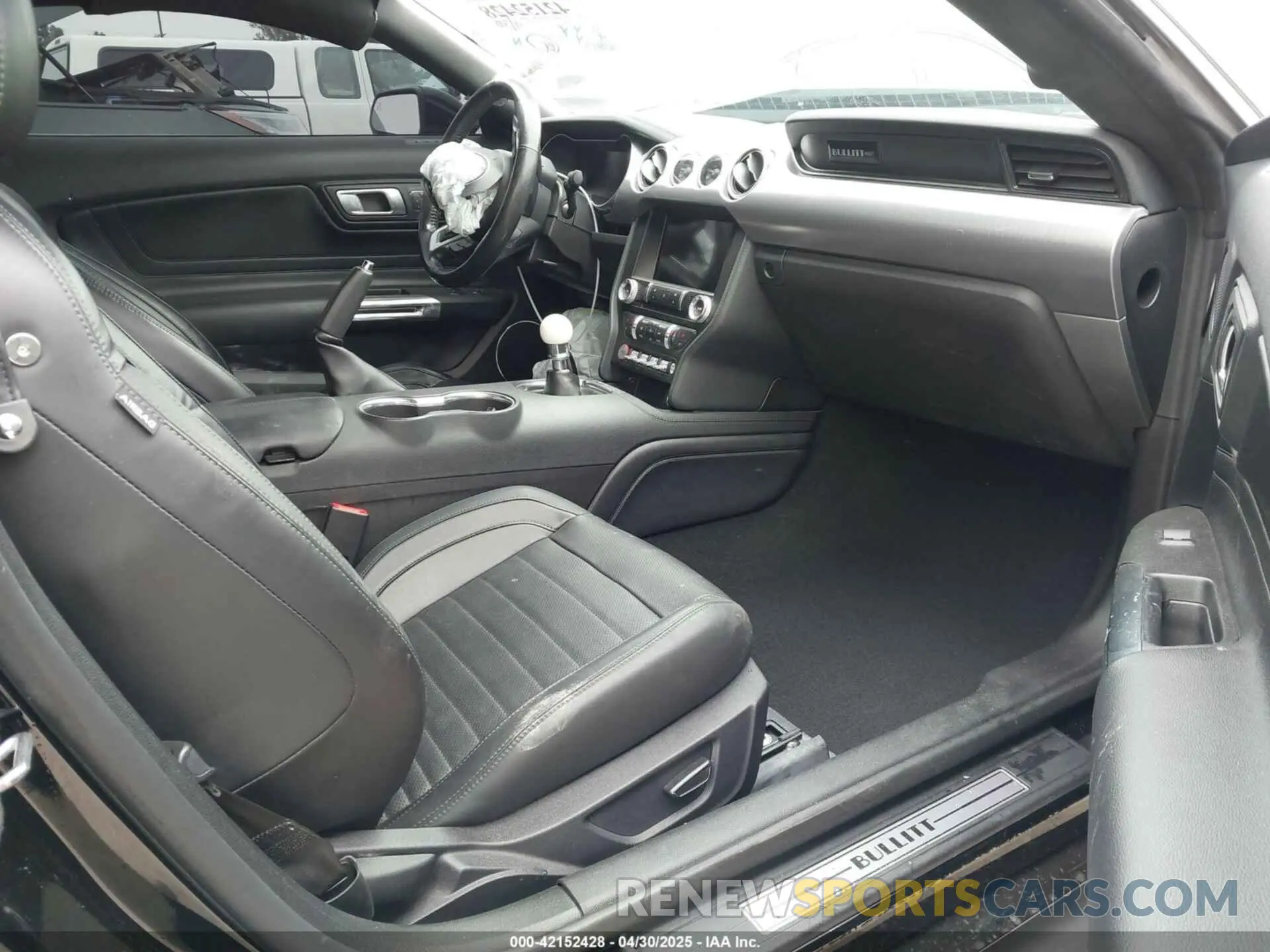 5 Photograph of a damaged car 1FA6P8K08K5505359 FORD MUSTANG 2019