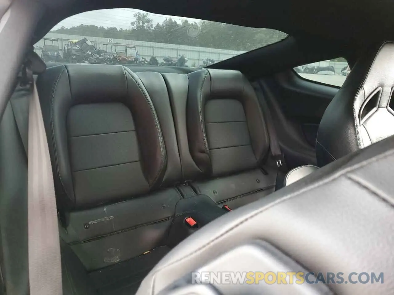 10 Photograph of a damaged car 1FA6P8K09K5502728 FORD MUSTANG 2019