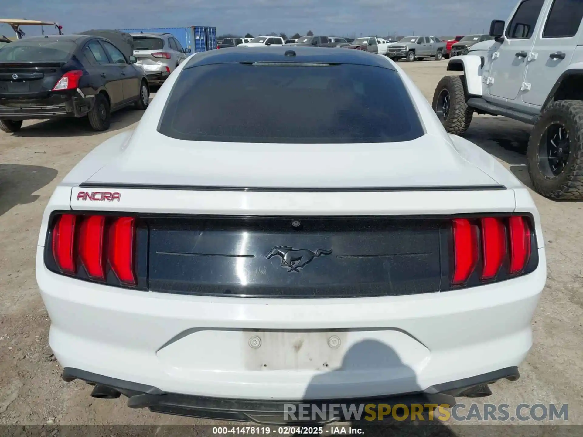 15 Photograph of a damaged car 1FA6P8TH0K5118454 FORD MUSTANG 2019