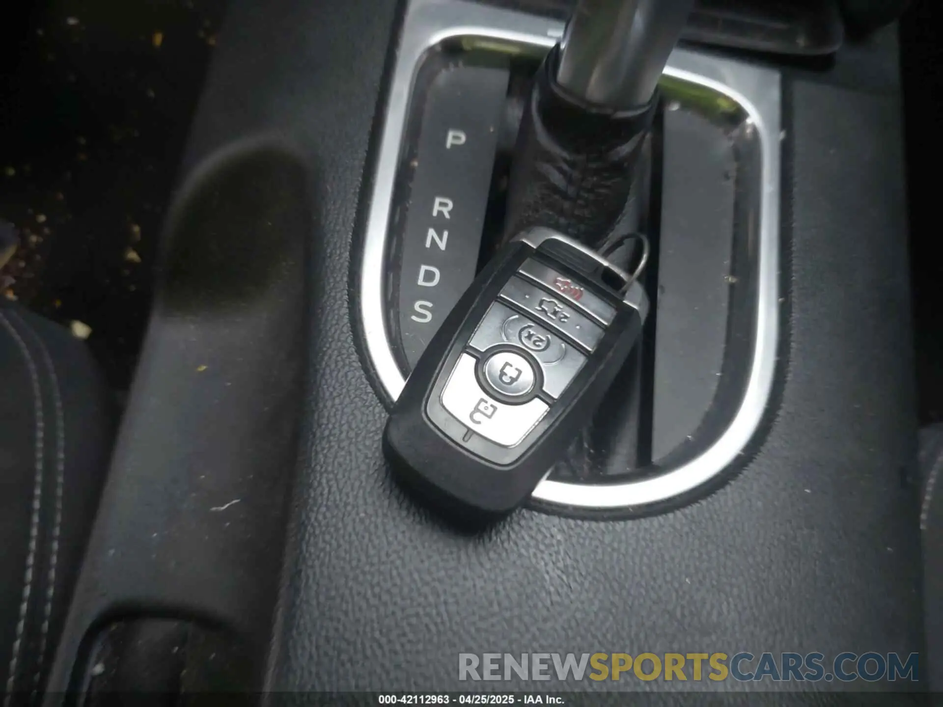11 Photograph of a damaged car 1FA6P8TH3K5111837 FORD MUSTANG 2019