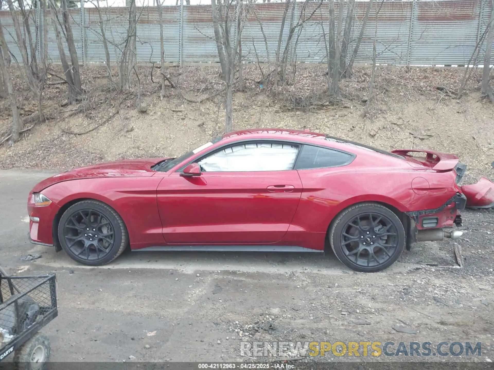 15 Photograph of a damaged car 1FA6P8TH3K5111837 FORD MUSTANG 2019