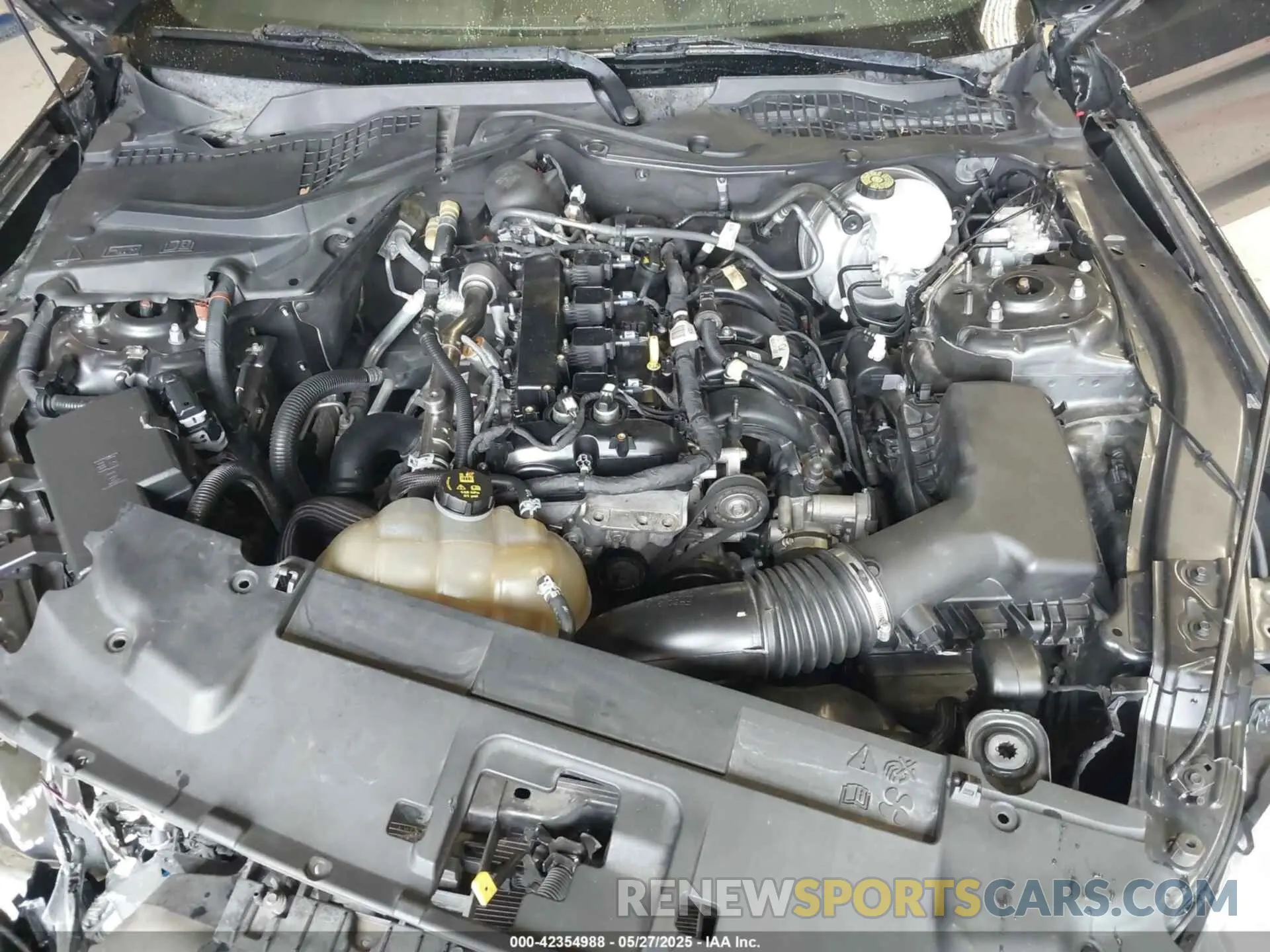 10 Photograph of a damaged car 1FA6P8TH3K5172072 FORD MUSTANG 2019