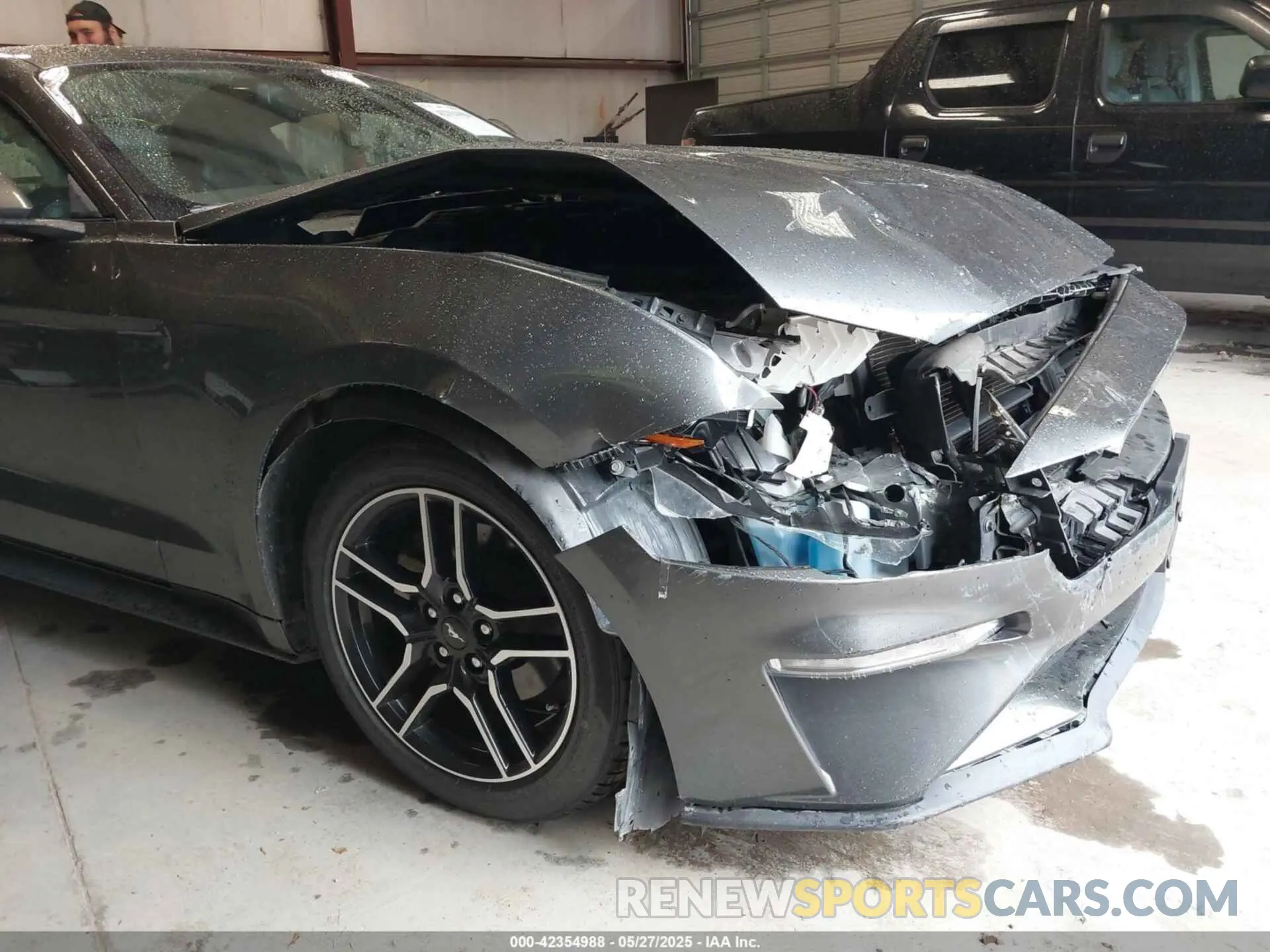 6 Photograph of a damaged car 1FA6P8TH3K5172072 FORD MUSTANG 2019