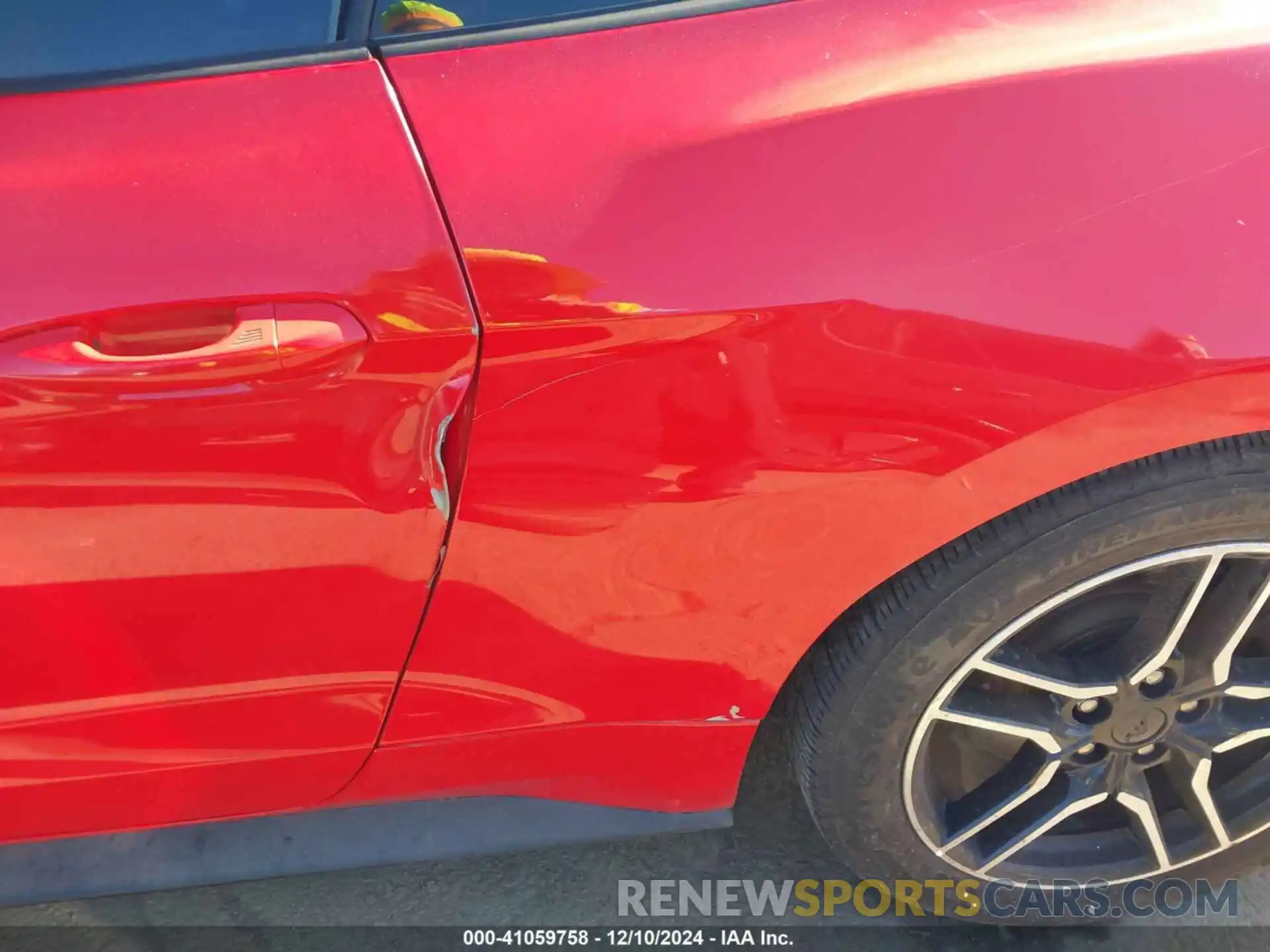 20 Photograph of a damaged car 1FA6P8TH3K5172668 FORD MUSTANG 2019