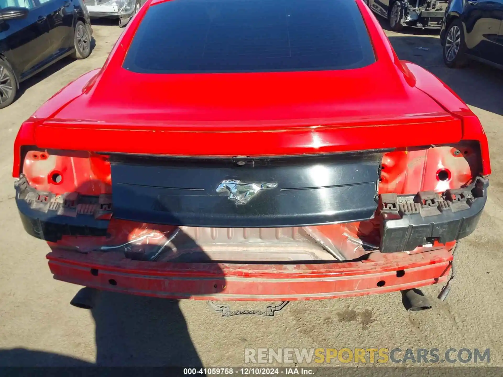 6 Photograph of a damaged car 1FA6P8TH3K5172668 FORD MUSTANG 2019