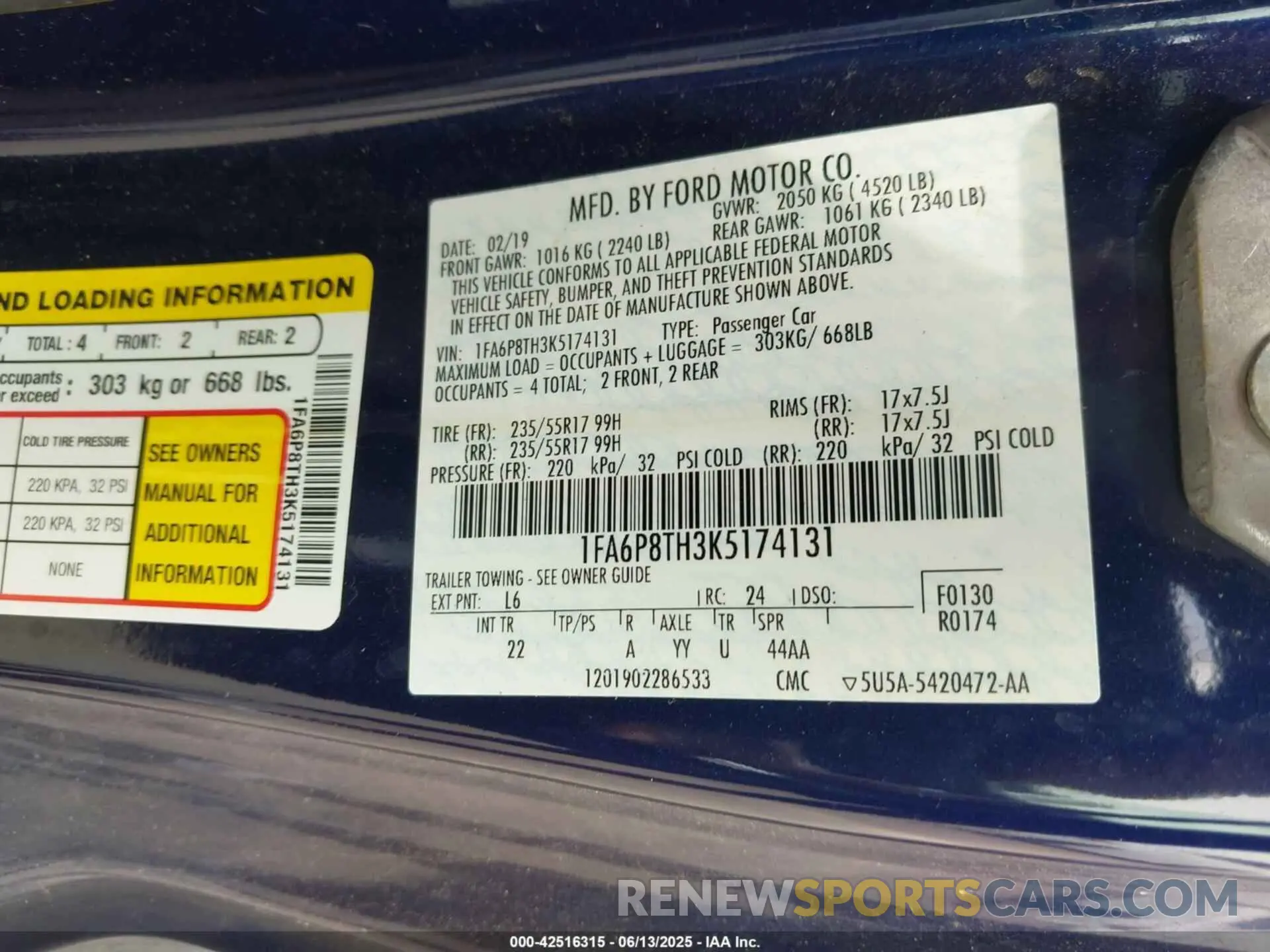 9 Photograph of a damaged car 1FA6P8TH3K5174131 FORD MUSTANG 2019