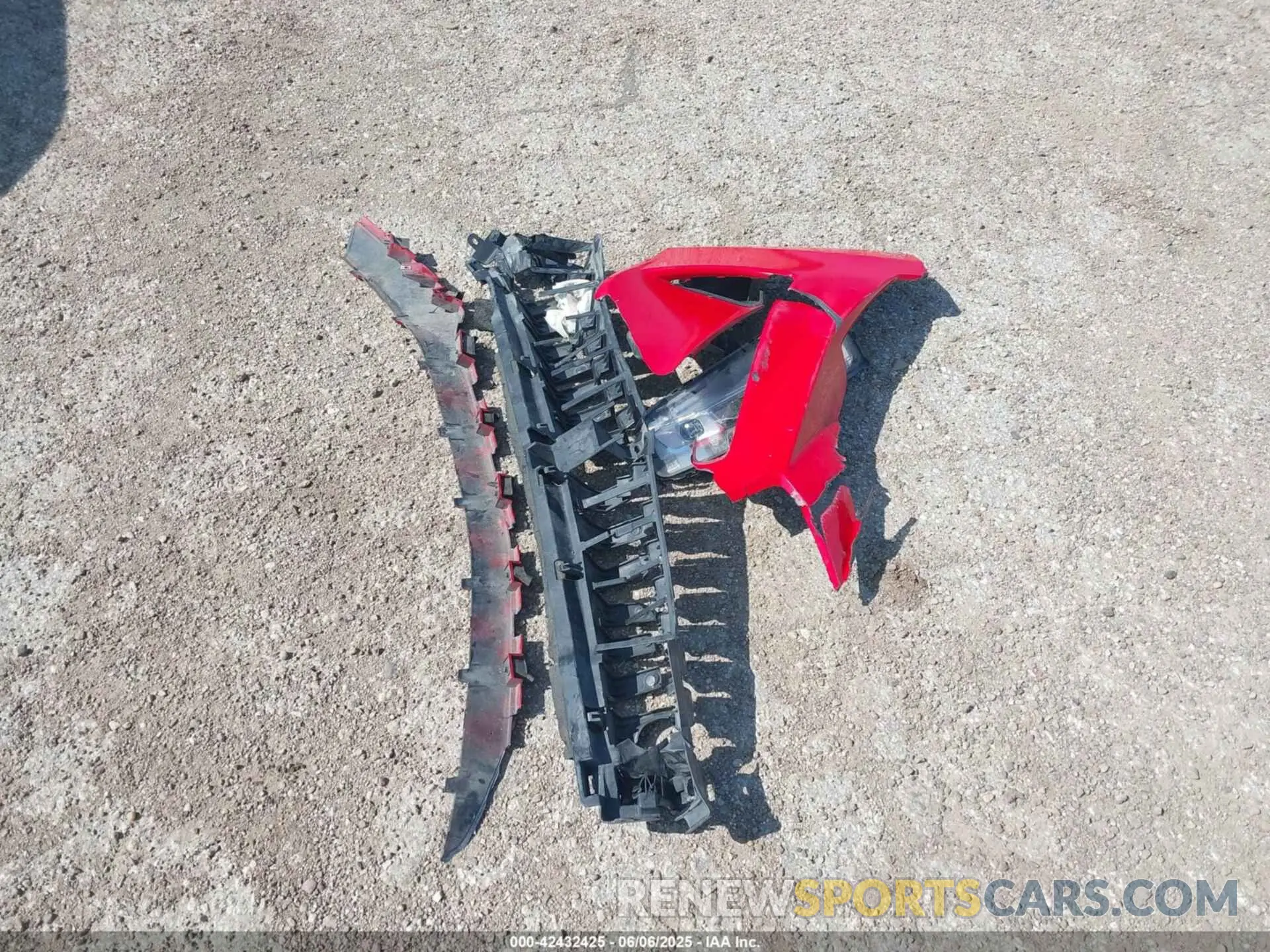 12 Photograph of a damaged car 1FA6P8TH4K5123141 FORD MUSTANG 2019