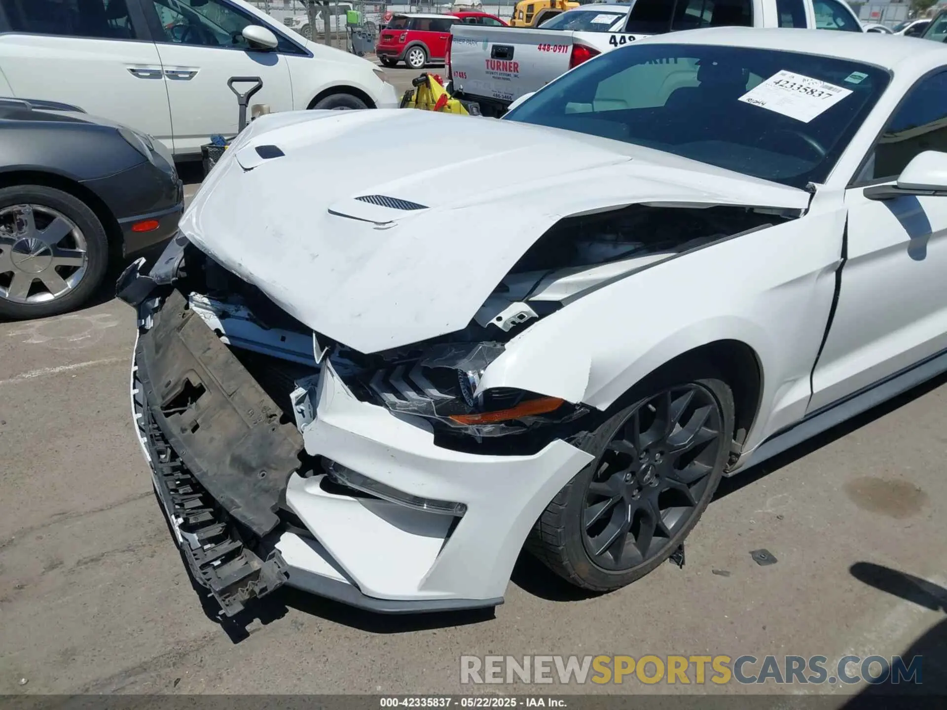 21 Photograph of a damaged car 1FA6P8TH4K5131093 FORD MUSTANG 2019