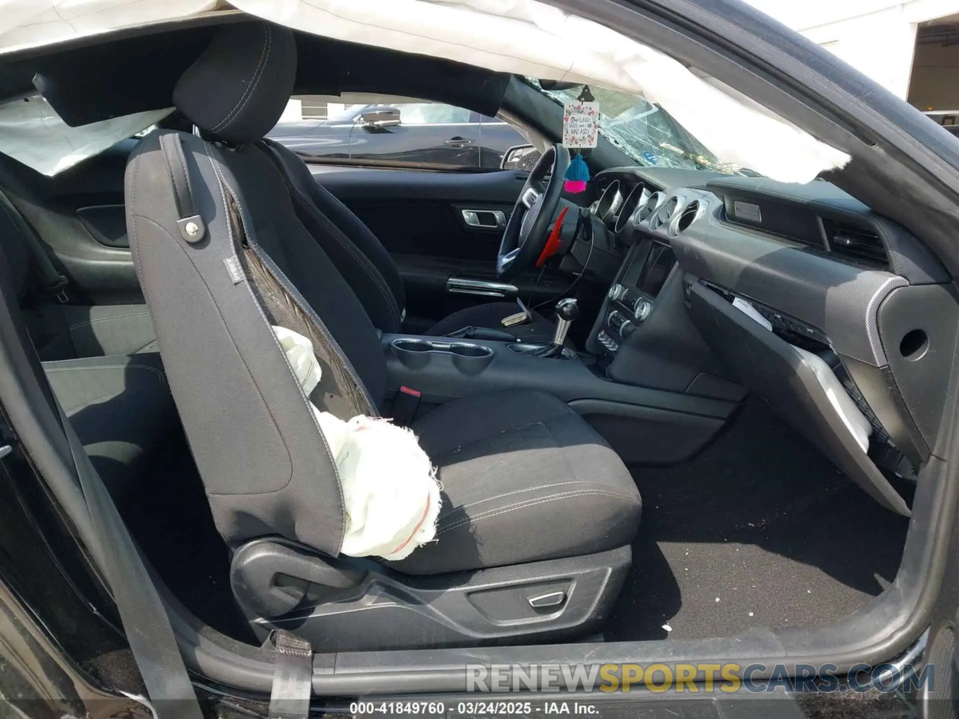 5 Photograph of a damaged car 1FA6P8TH4K5146998 FORD MUSTANG 2019