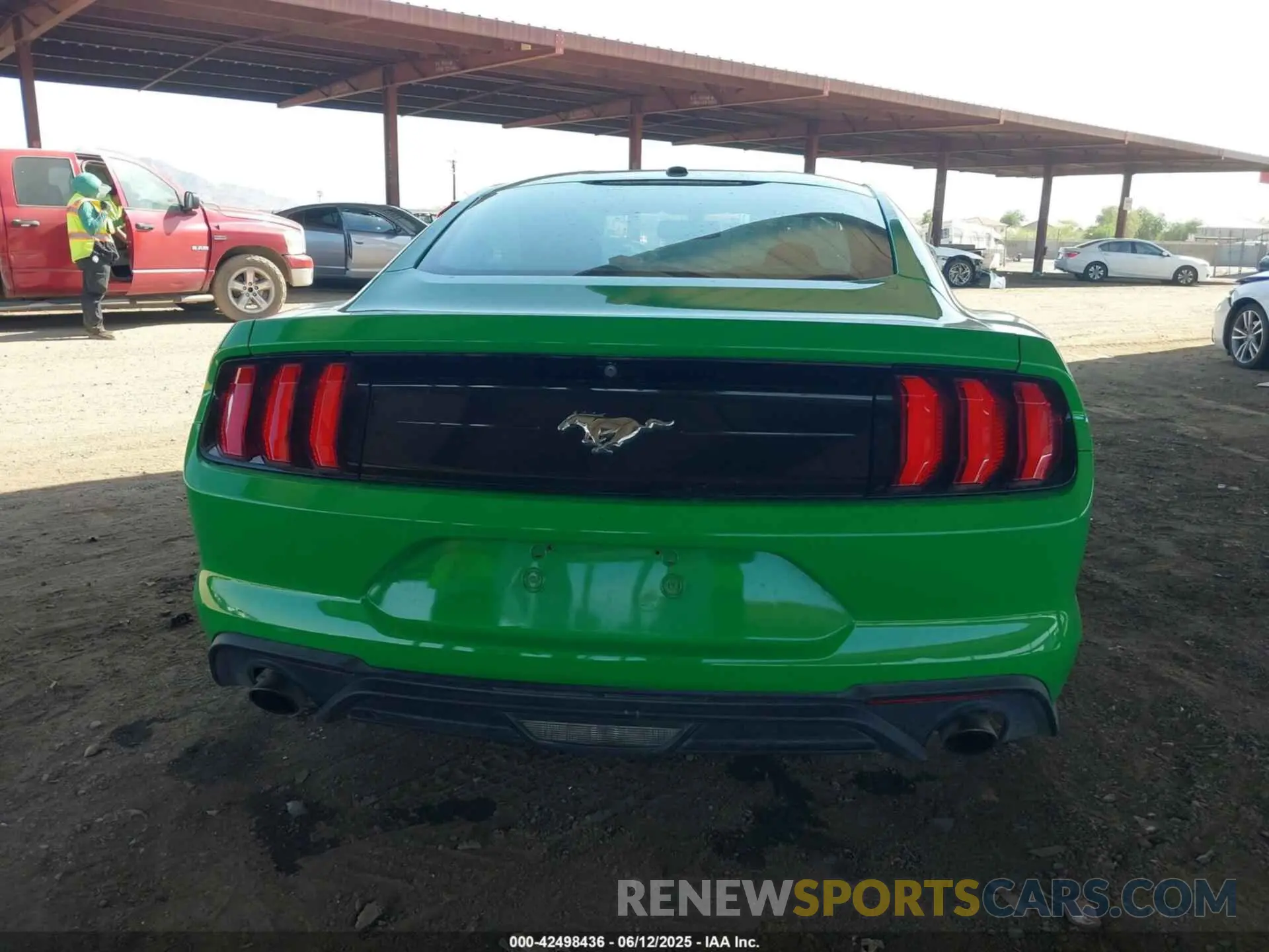 16 Photograph of a damaged car 1FA6P8TH4K5148217 FORD MUSTANG 2019