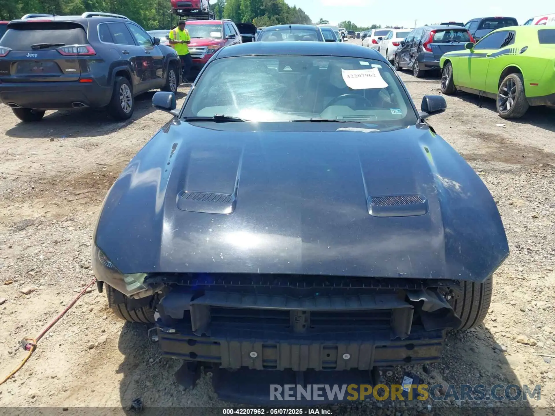 12 Photograph of a damaged car 1FA6P8TH4K5159573 FORD MUSTANG 2019