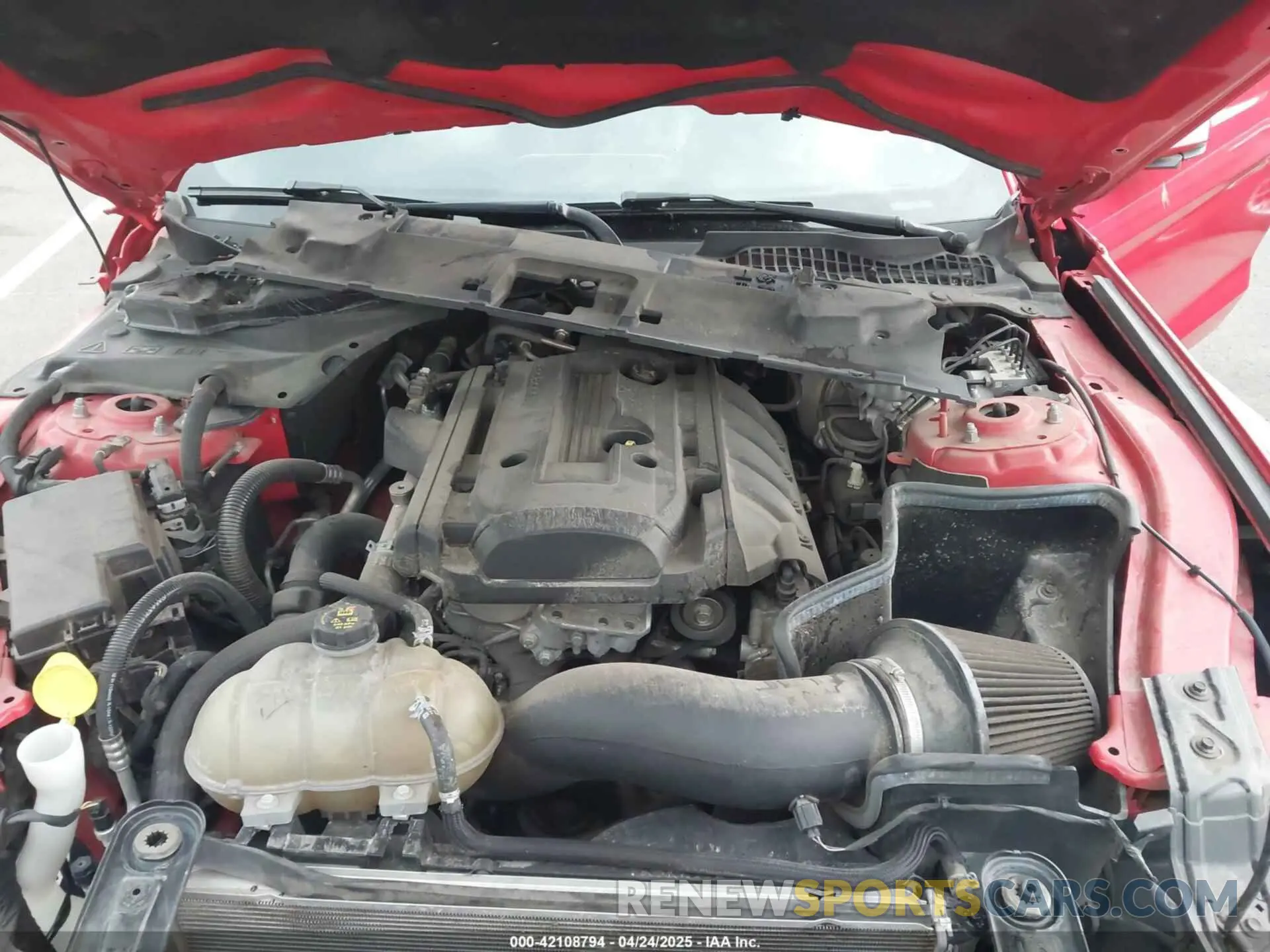 10 Photograph of a damaged car 1FA6P8TH4K5172694 FORD MUSTANG 2019