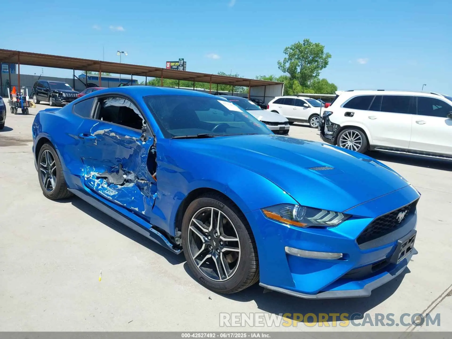1 Photograph of a damaged car 1FA6P8TH4K5201515 FORD MUSTANG 2019