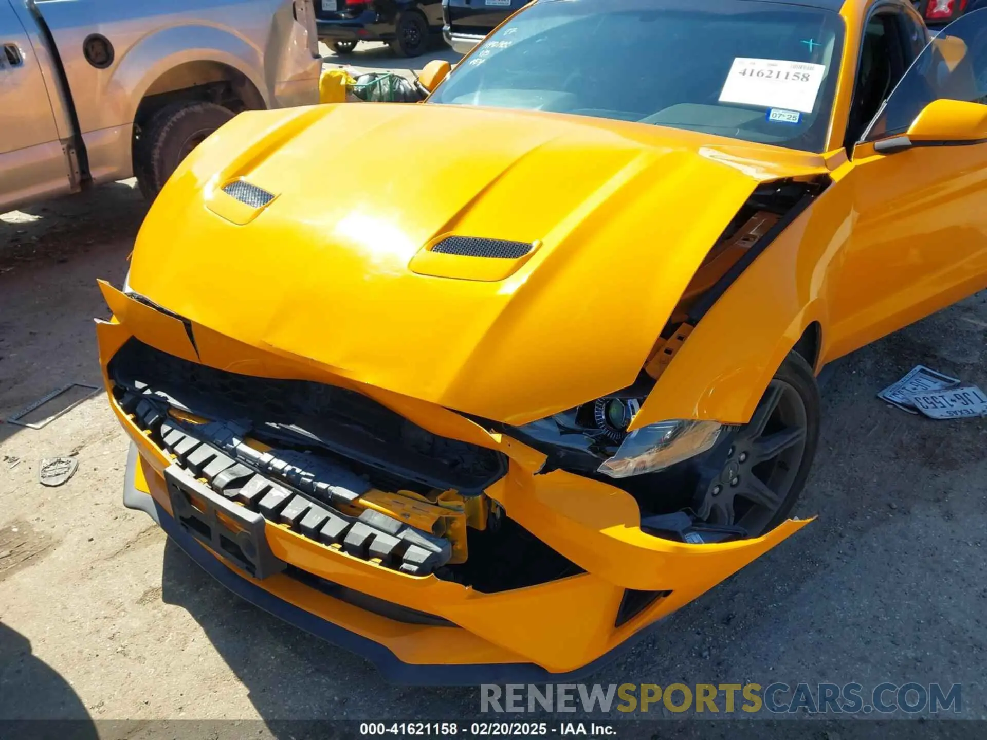 6 Photograph of a damaged car 1FA6P8TH5K5152941 FORD MUSTANG 2019