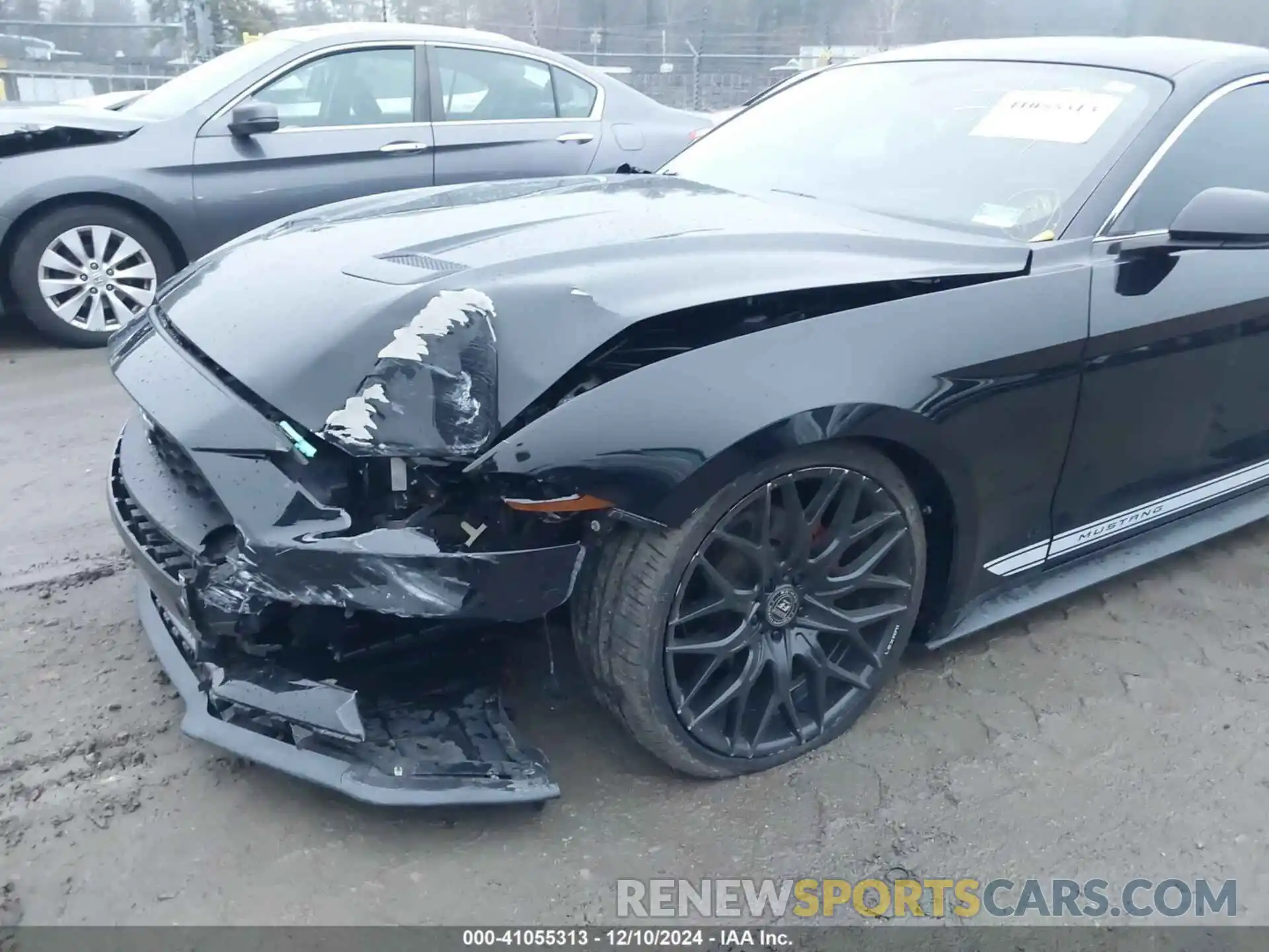 6 Photograph of a damaged car 1FA6P8TH6K5139647 FORD MUSTANG 2019