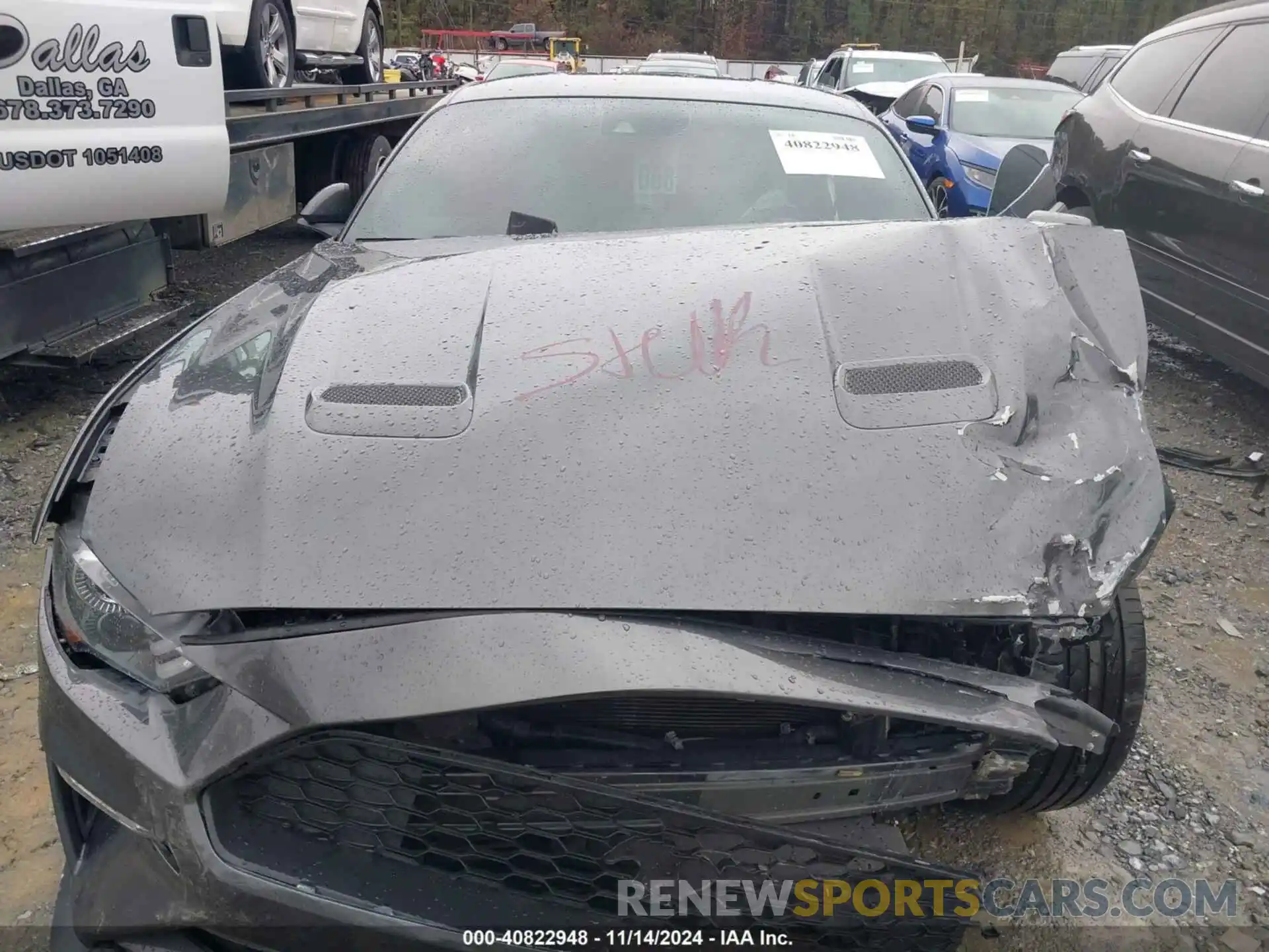 10 Photograph of a damaged car 1FA6P8TH7K5129127 FORD MUSTANG 2019