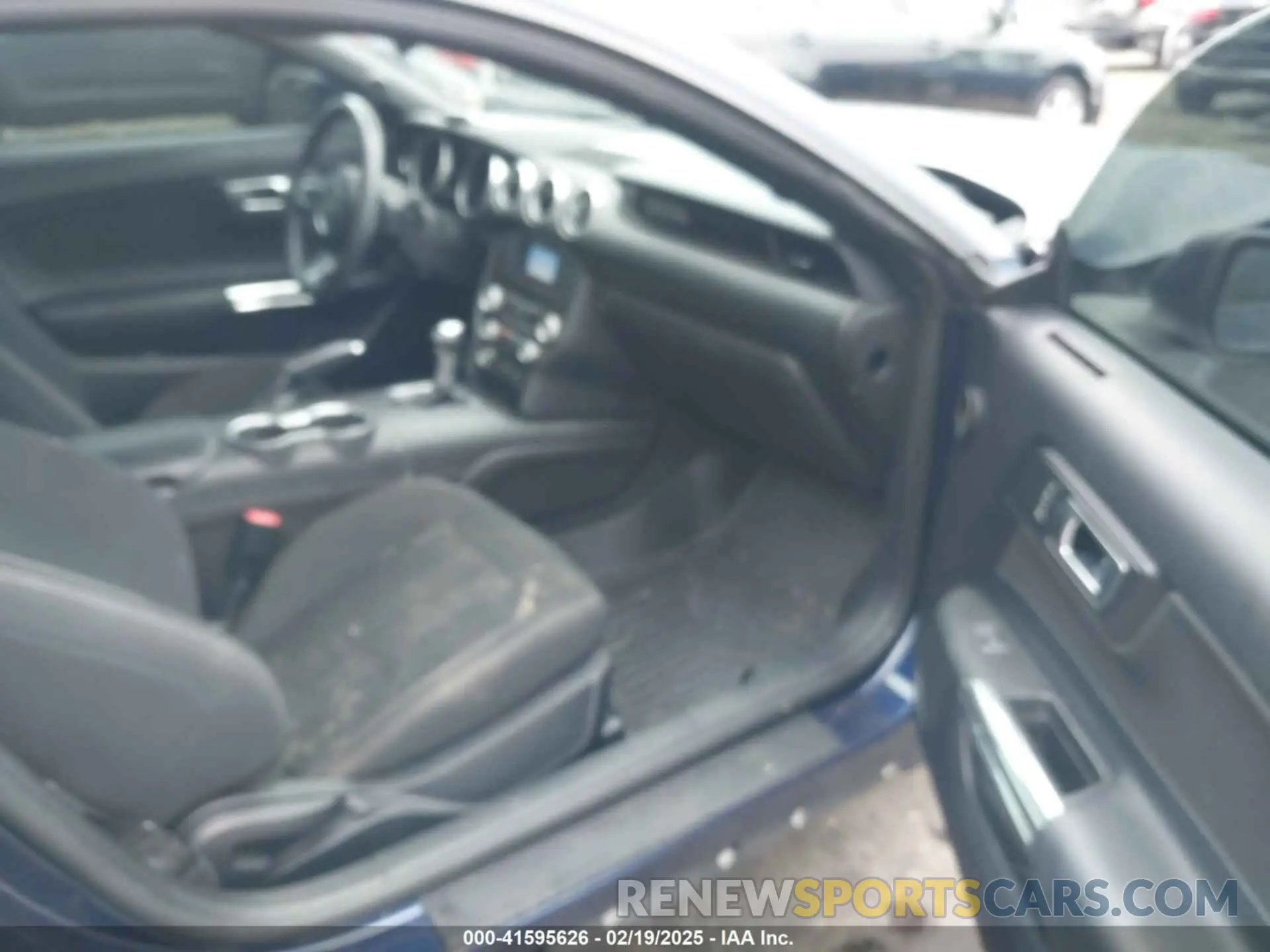 5 Photograph of a damaged car 1FA6P8TH7K5167134 FORD MUSTANG 2019