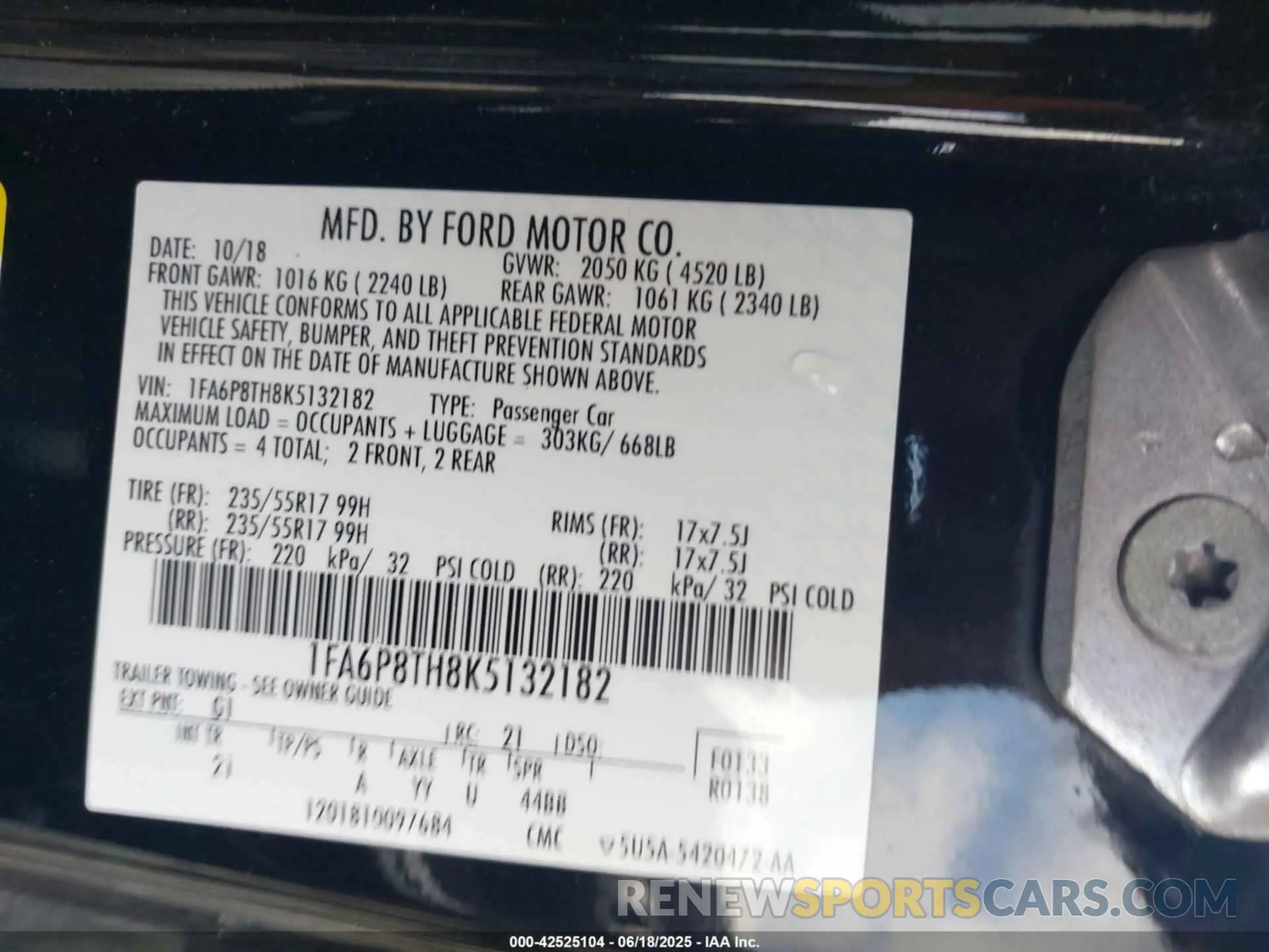 9 Photograph of a damaged car 1FA6P8TH8K5132182 FORD MUSTANG 2019