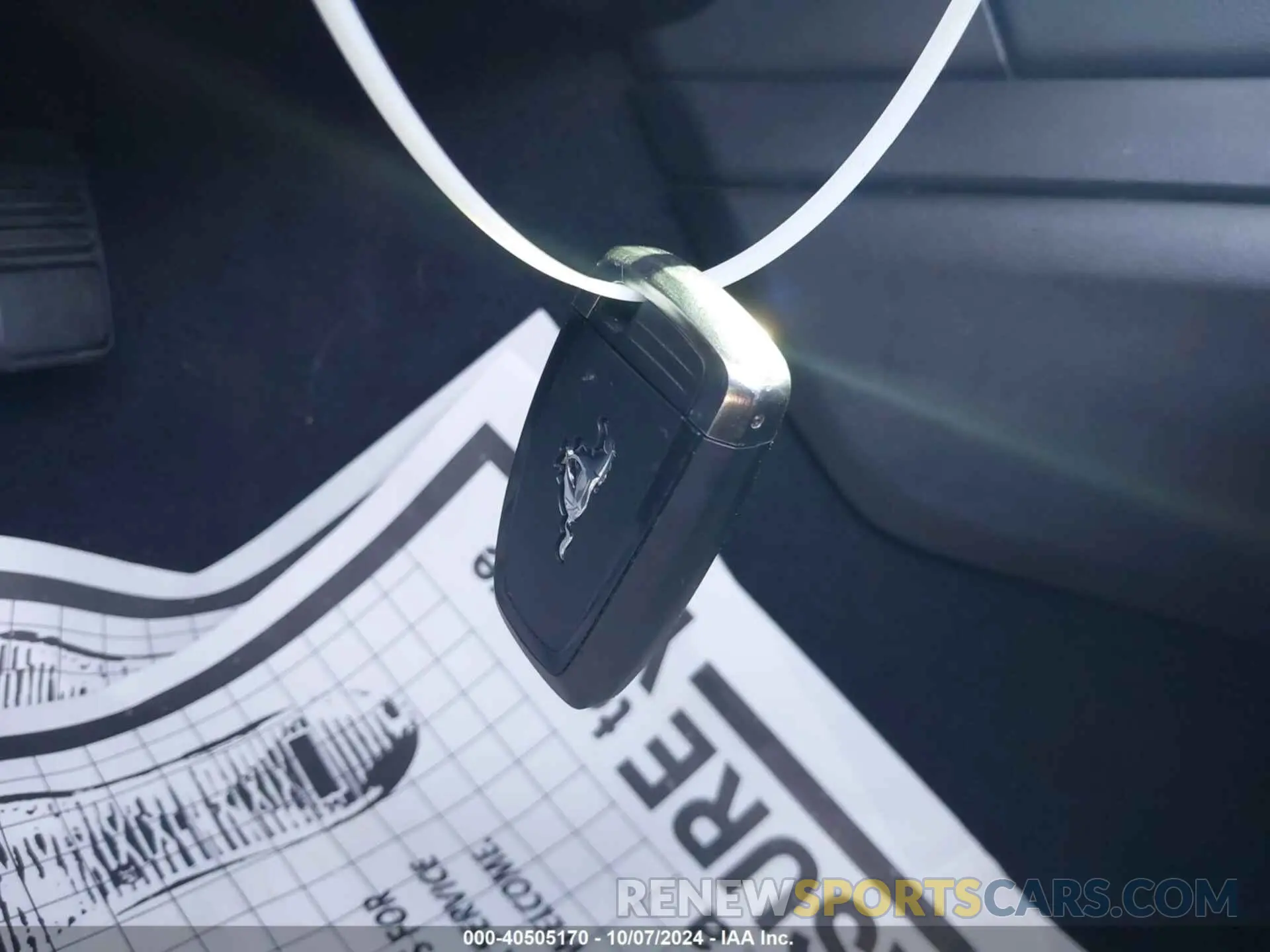 10 Photograph of a damaged car 1FA6P8TH8K5177915 FORD MUSTANG 2019