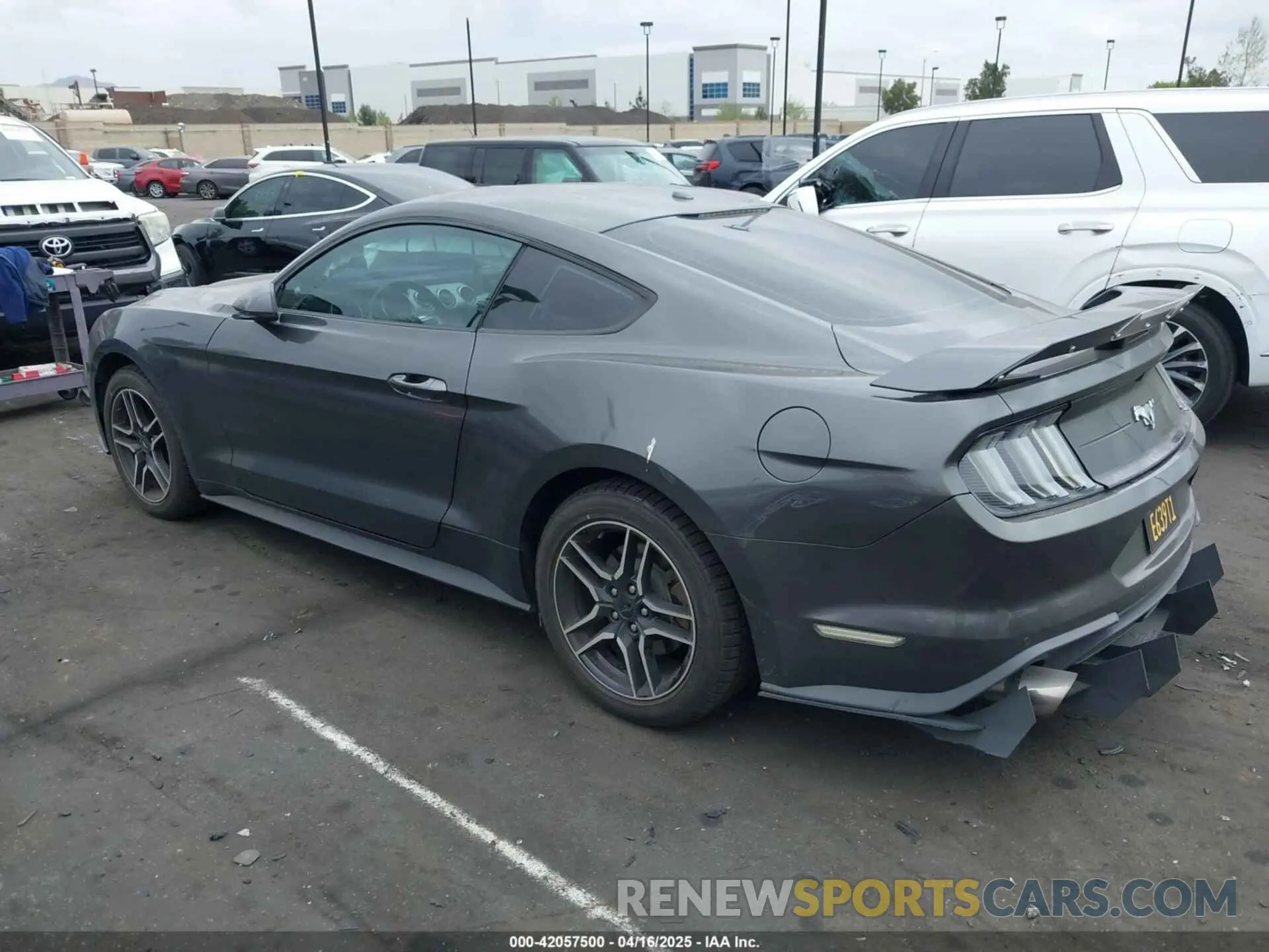 3 Photograph of a damaged car 1FA6P8TH8K5197825 FORD MUSTANG 2019
