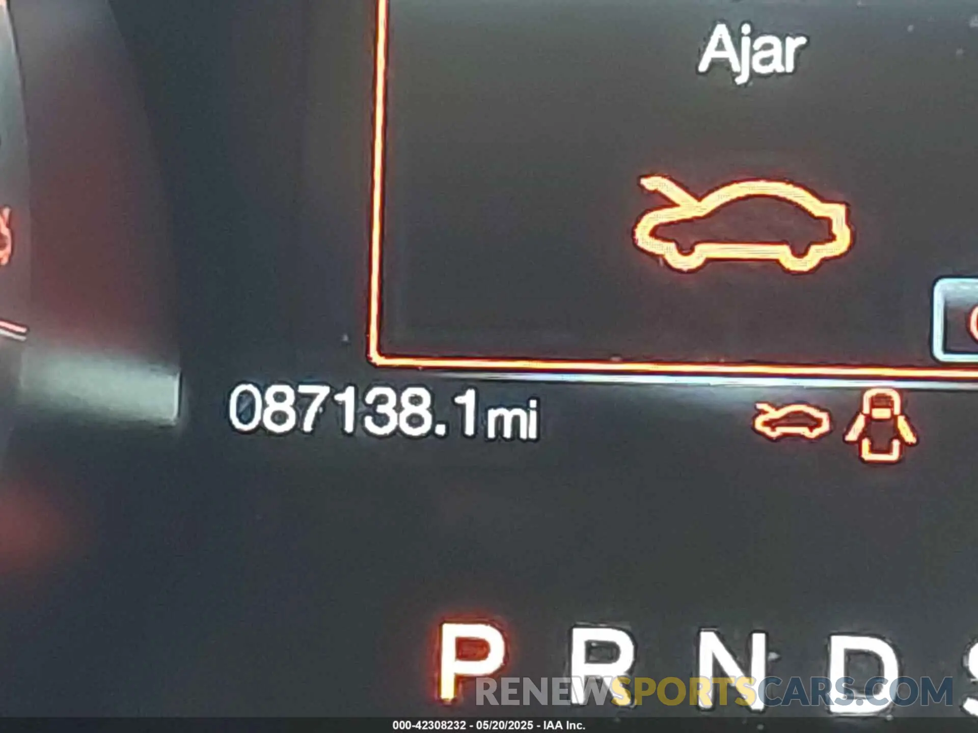 16 Photograph of a damaged car 1FA6P8TH9K5134989 FORD MUSTANG 2019