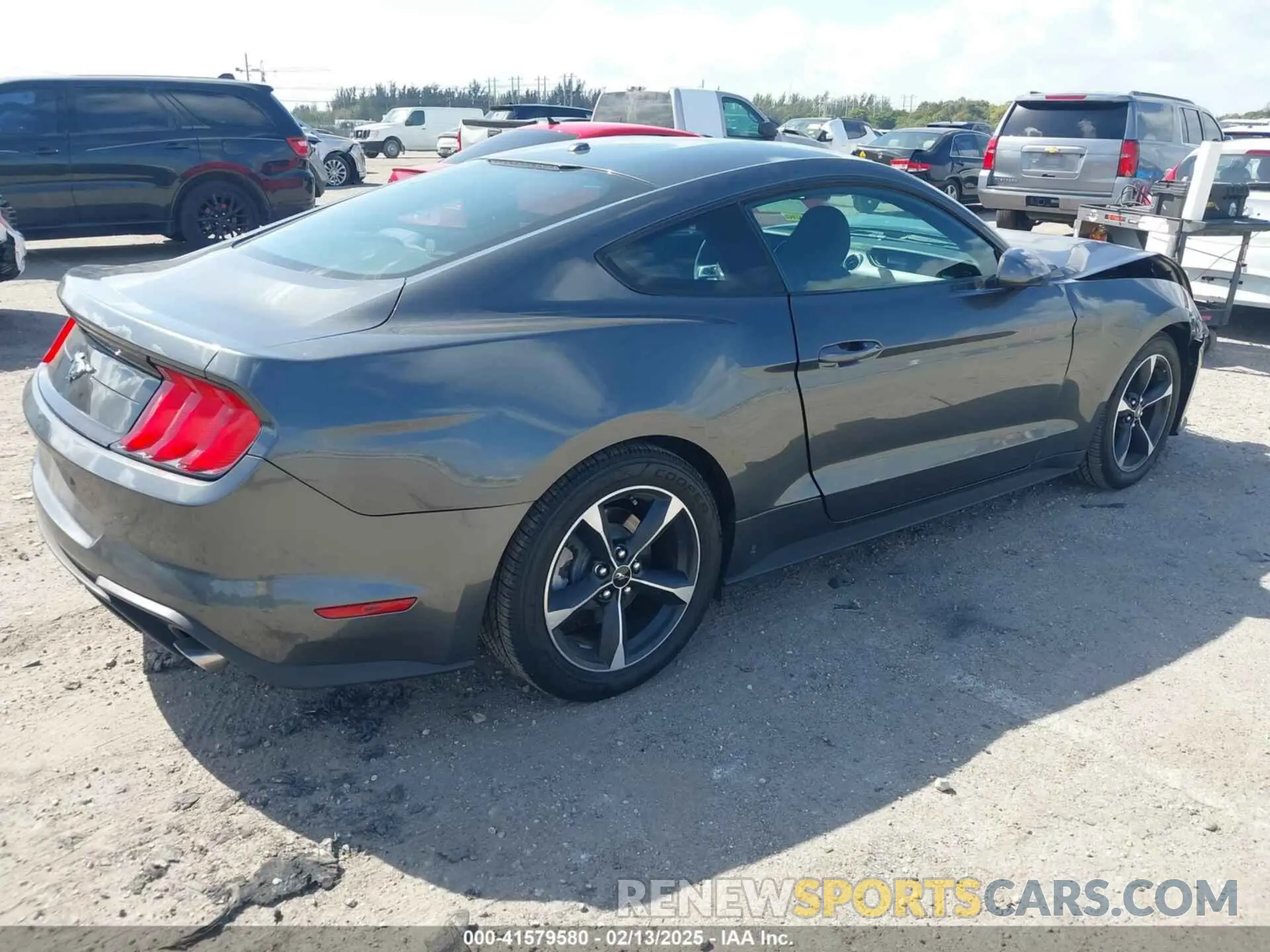 4 Photograph of a damaged car 1FA6P8TH9K5176353 FORD MUSTANG 2019