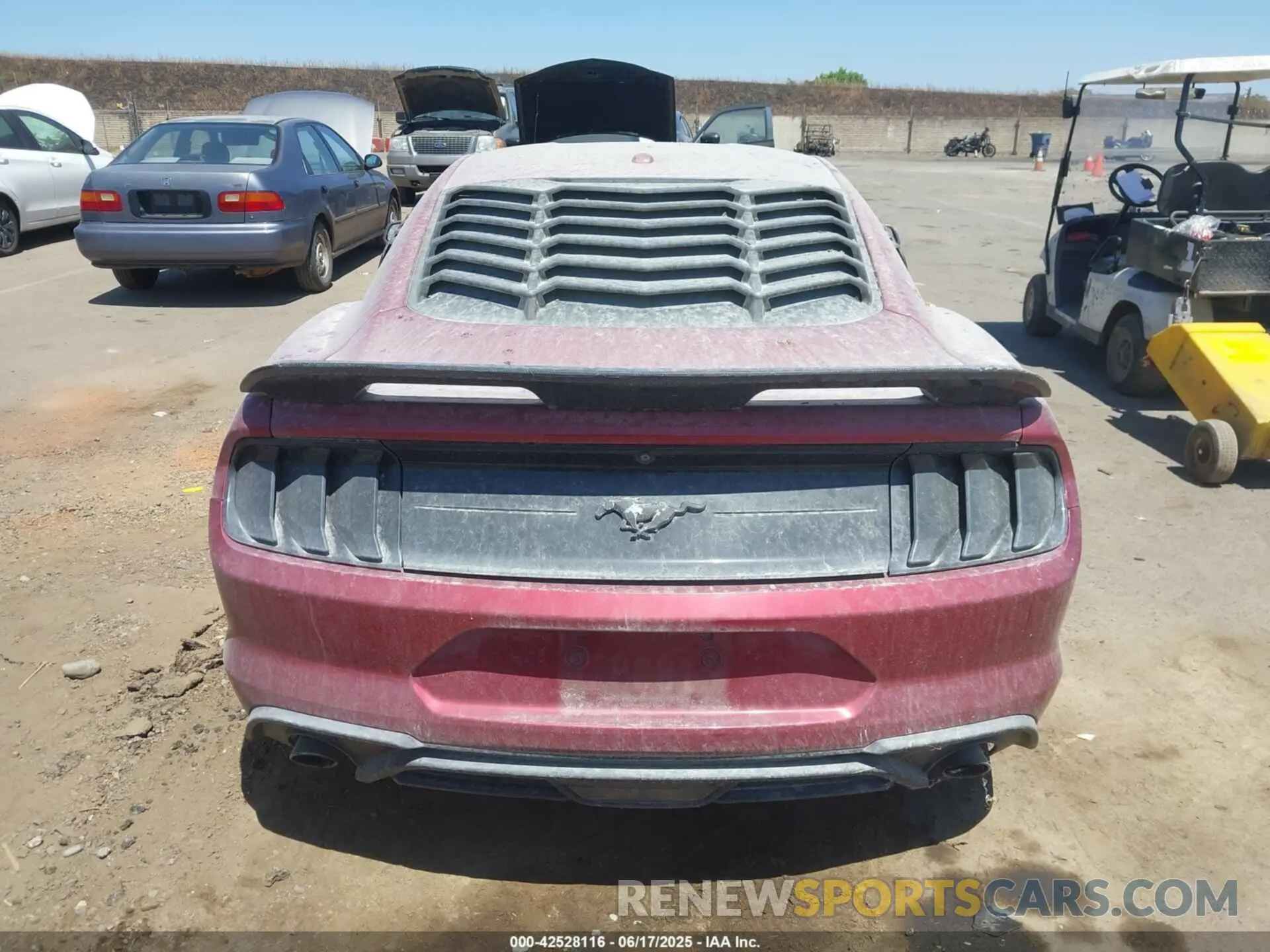 17 Photograph of a damaged car 1FA6P8THXK5118705 FORD MUSTANG 2019