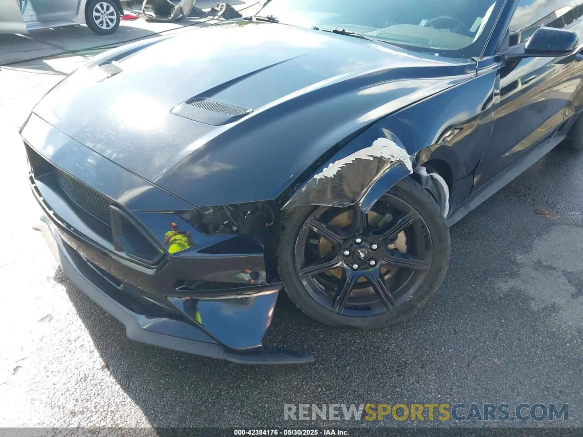 6 Photograph of a damaged car 1FA6P8THXK5124729 FORD MUSTANG 2019