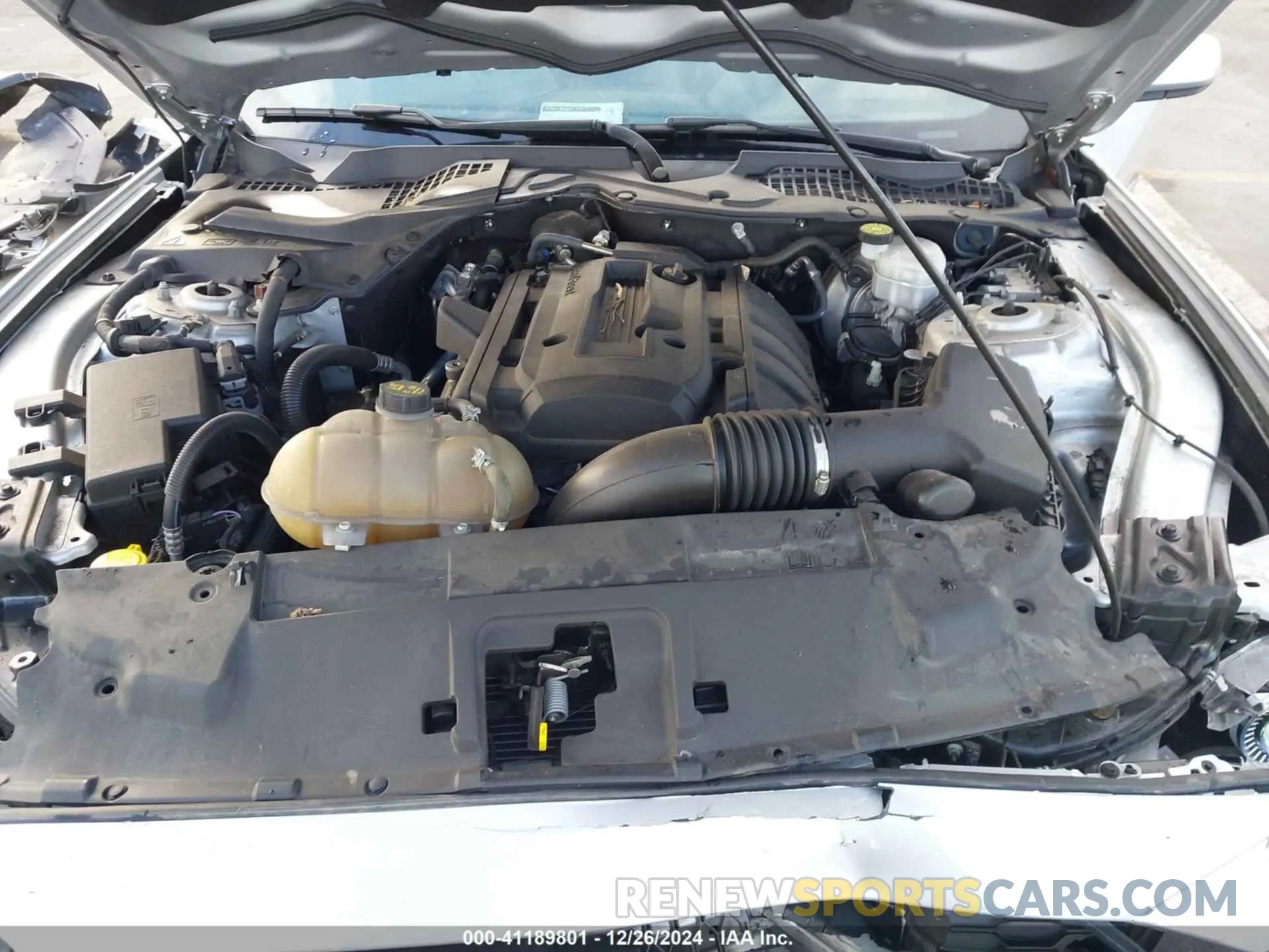 10 Photograph of a damaged car 1FA6P8THXK5169086 FORD MUSTANG 2019