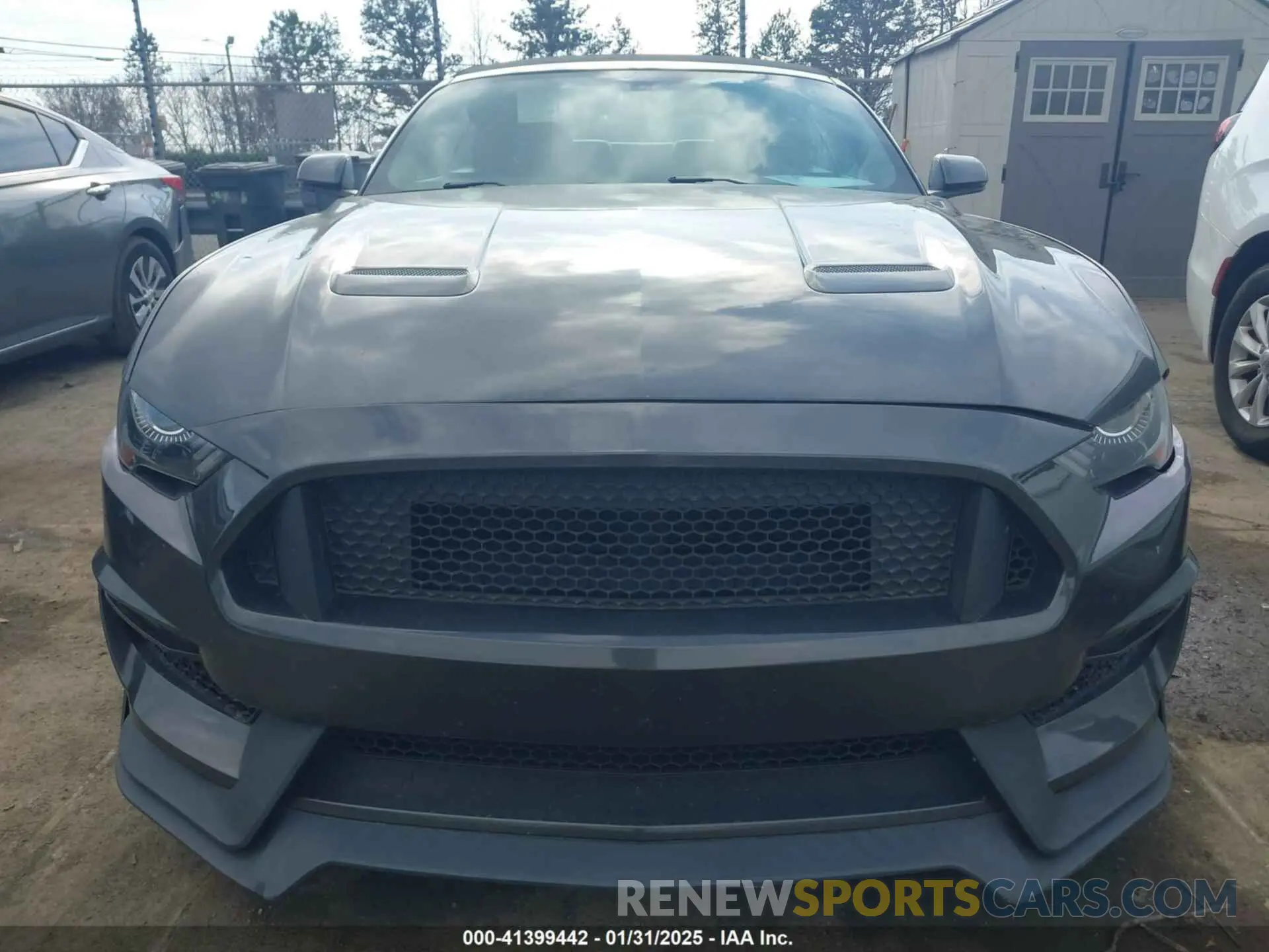 12 Photograph of a damaged car 1FATP8FF2K5140520 FORD MUSTANG 2019