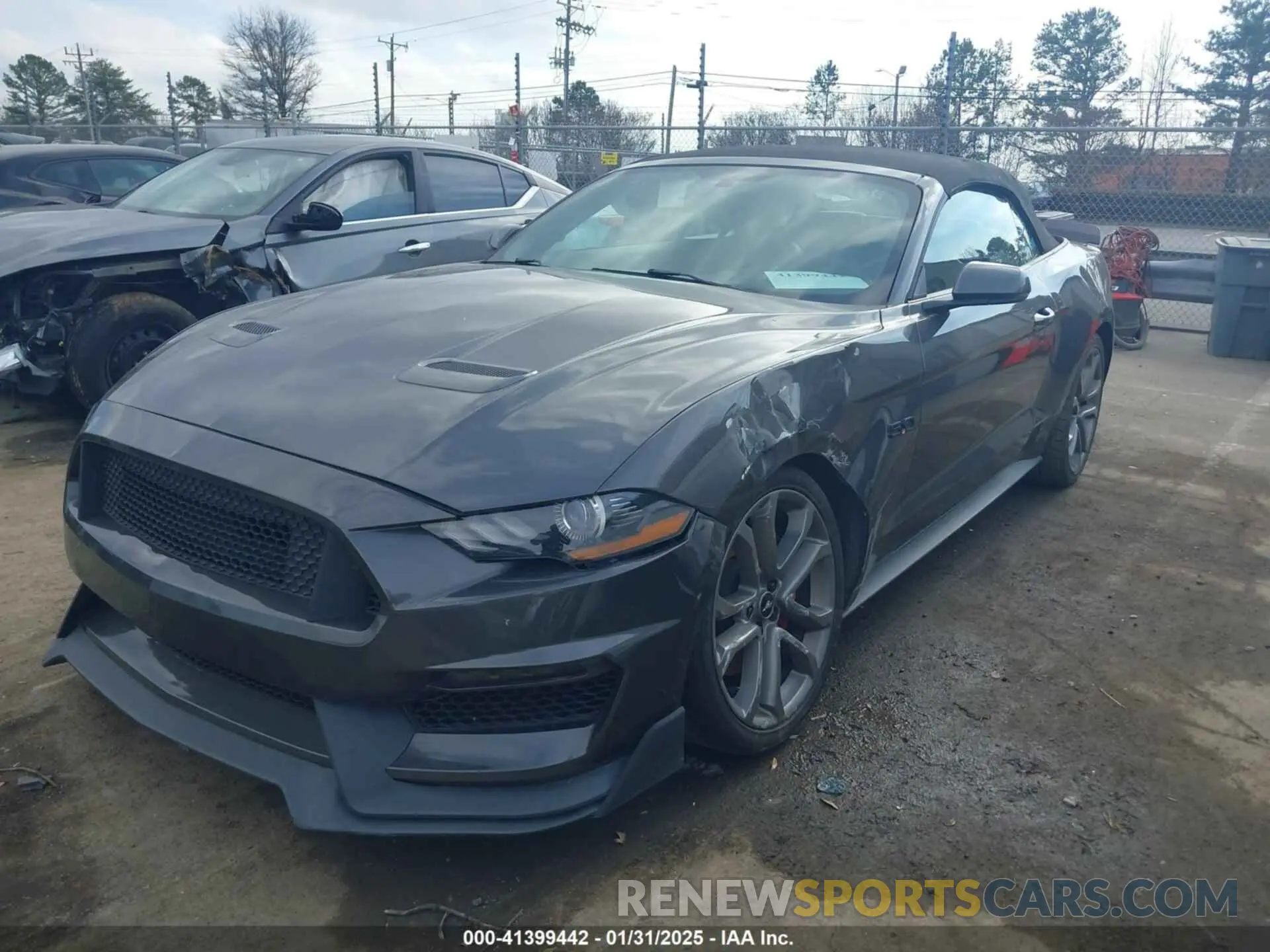 2 Photograph of a damaged car 1FATP8FF2K5140520 FORD MUSTANG 2019