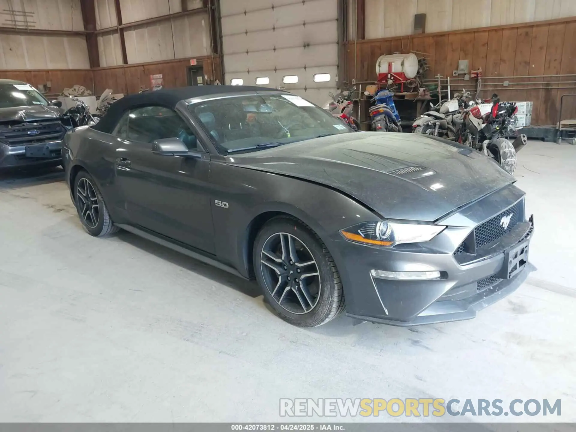 1 Photograph of a damaged car 1FATP8FF4K5171686 FORD MUSTANG 2019