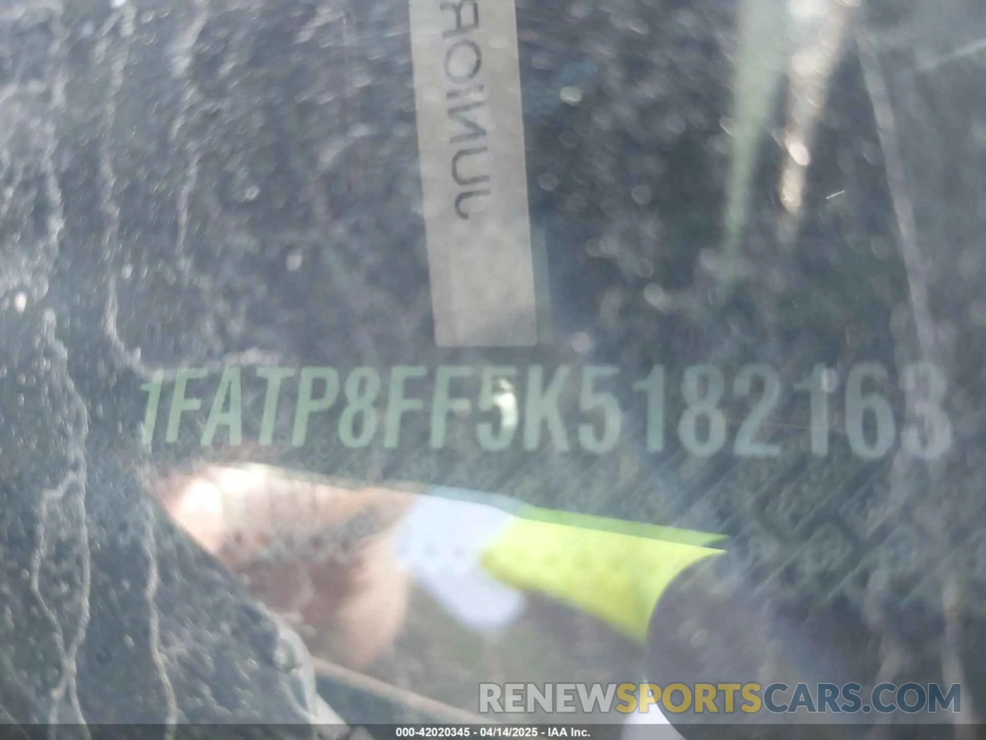 9 Photograph of a damaged car 1FATP8FF5K5182163 FORD MUSTANG 2019