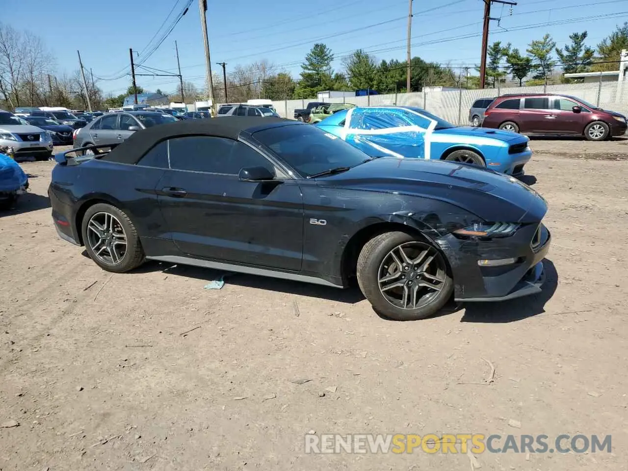 4 Photograph of a damaged car 1FATP8FF7K5179636 FORD MUSTANG 2019