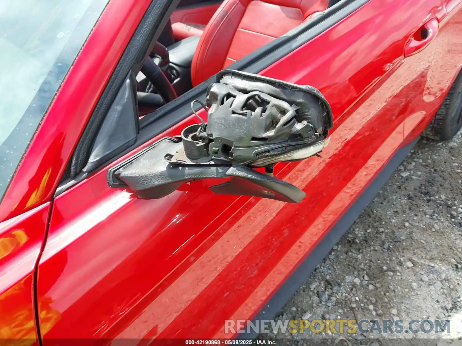 14 Photograph of a damaged car 1FATP8FF7K5204955 FORD MUSTANG 2019