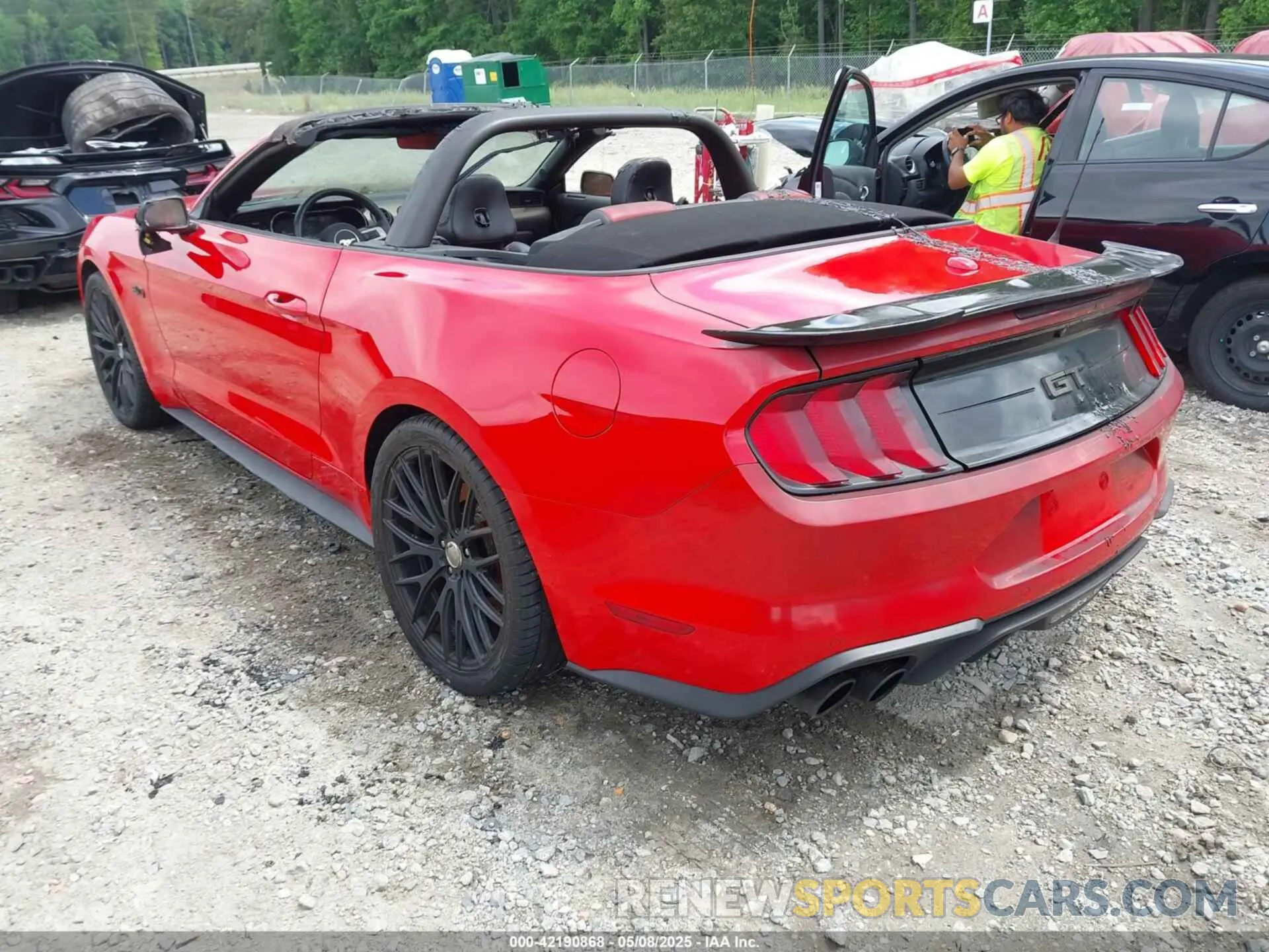 3 Photograph of a damaged car 1FATP8FF7K5204955 FORD MUSTANG 2019