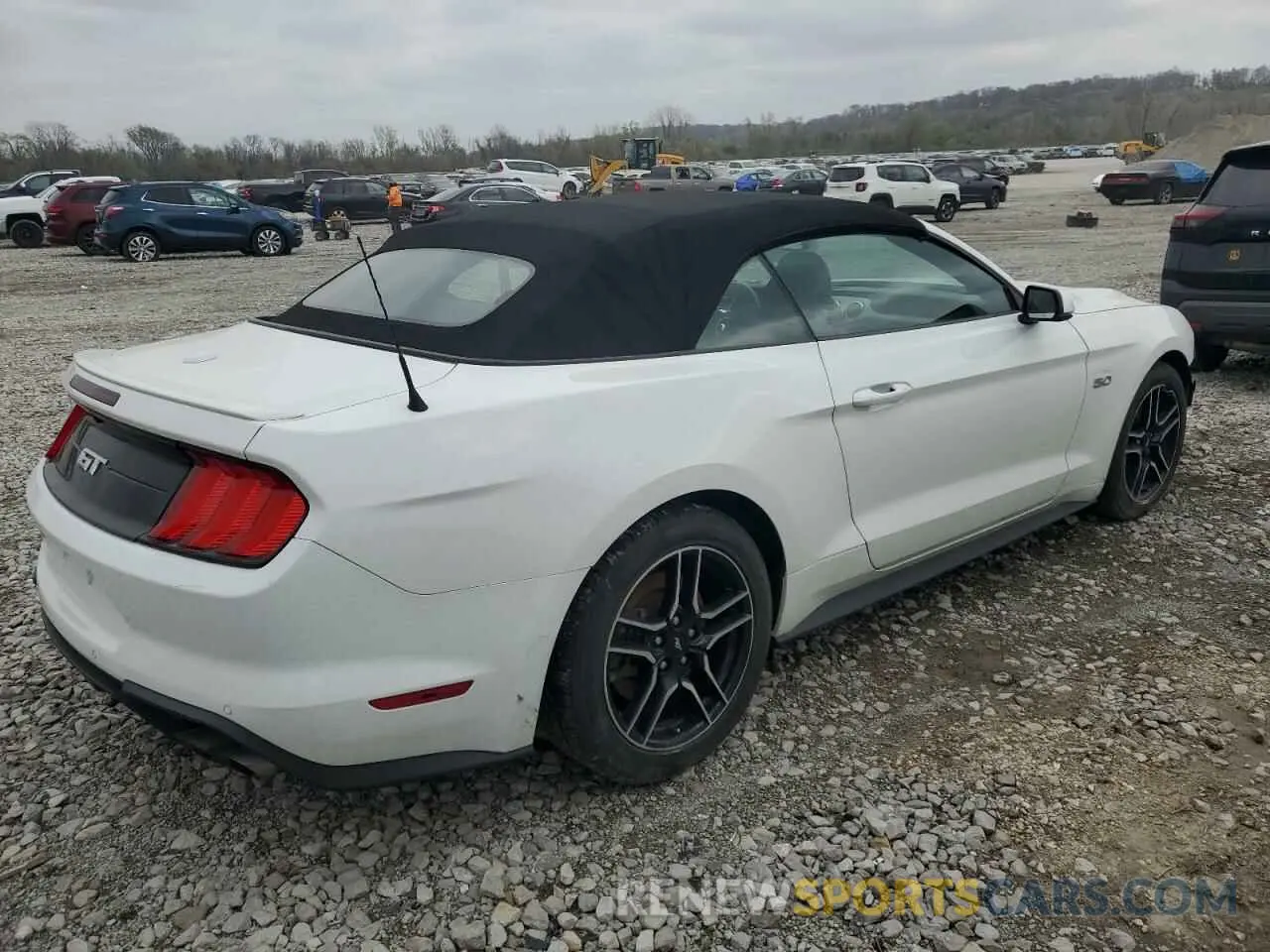 3 Photograph of a damaged car 1FATP8FF9K5150235 FORD MUSTANG 2019