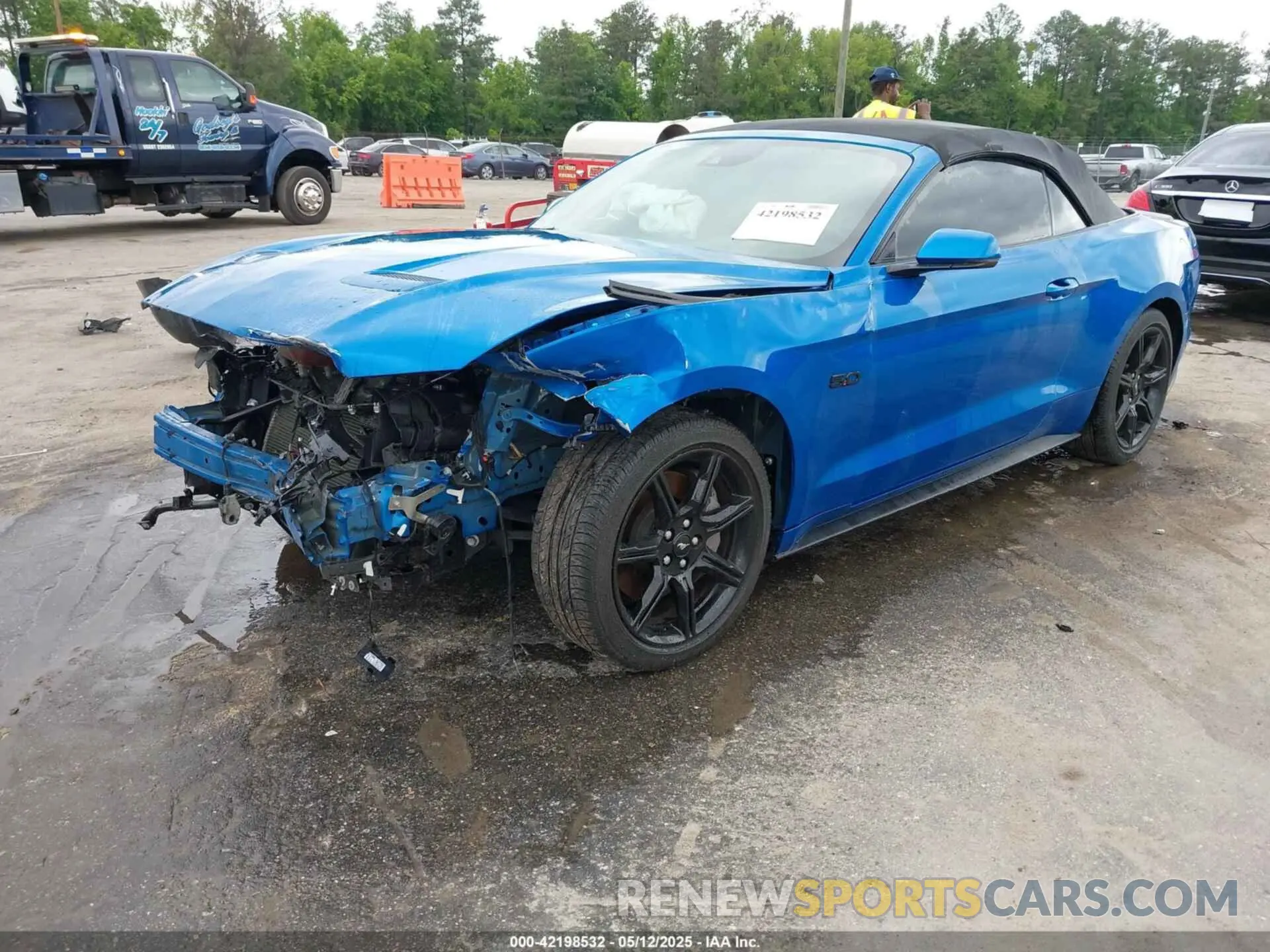 2 Photograph of a damaged car 1FATP8FF9K5204973 FORD MUSTANG 2019