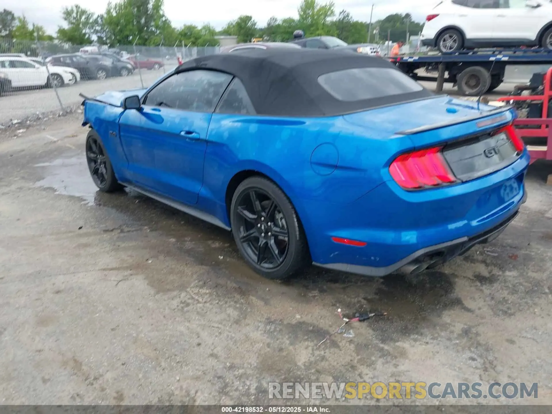 3 Photograph of a damaged car 1FATP8FF9K5204973 FORD MUSTANG 2019