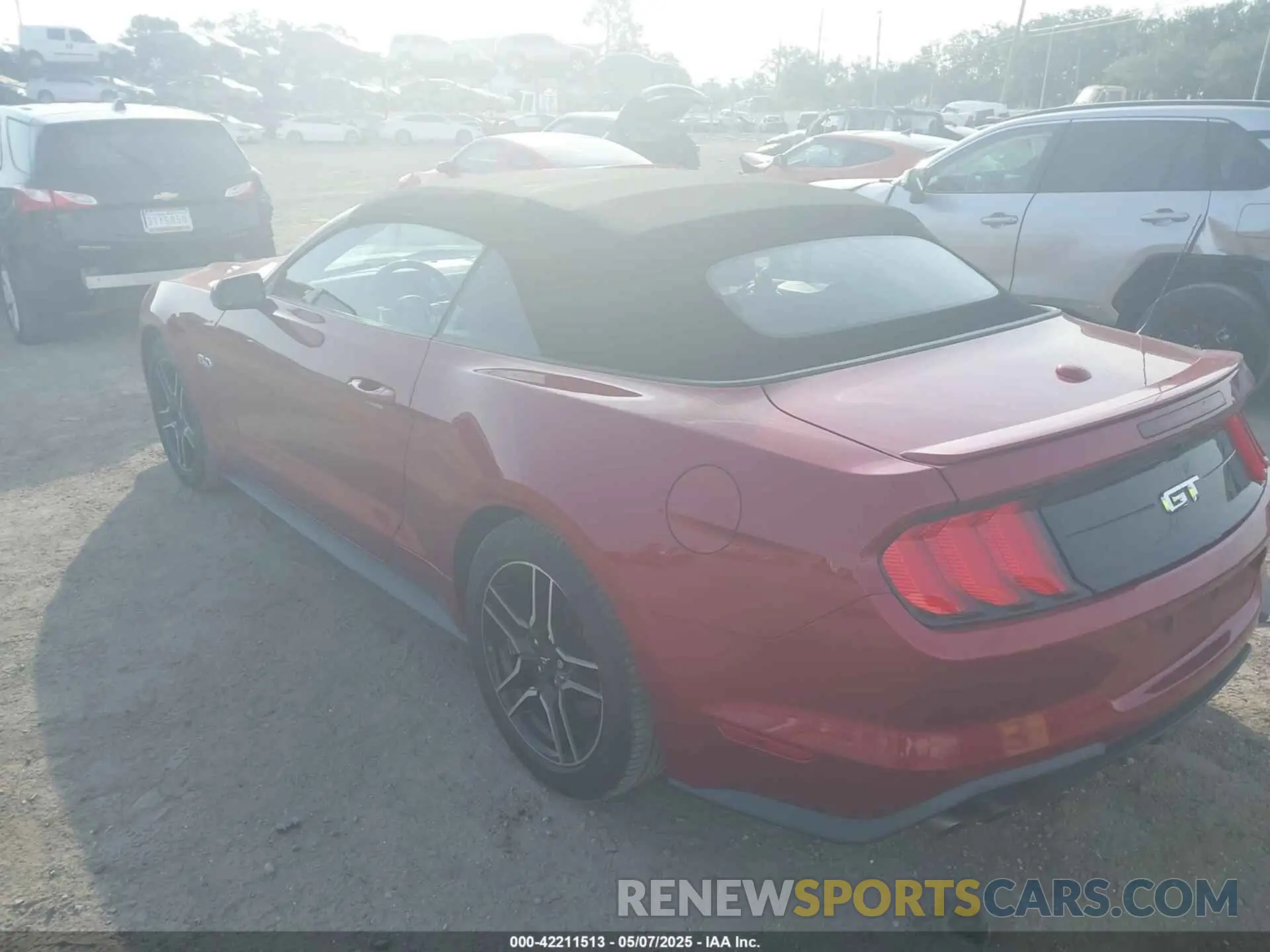 3 Photograph of a damaged car 1FATP8FFXK5171451 FORD MUSTANG 2019