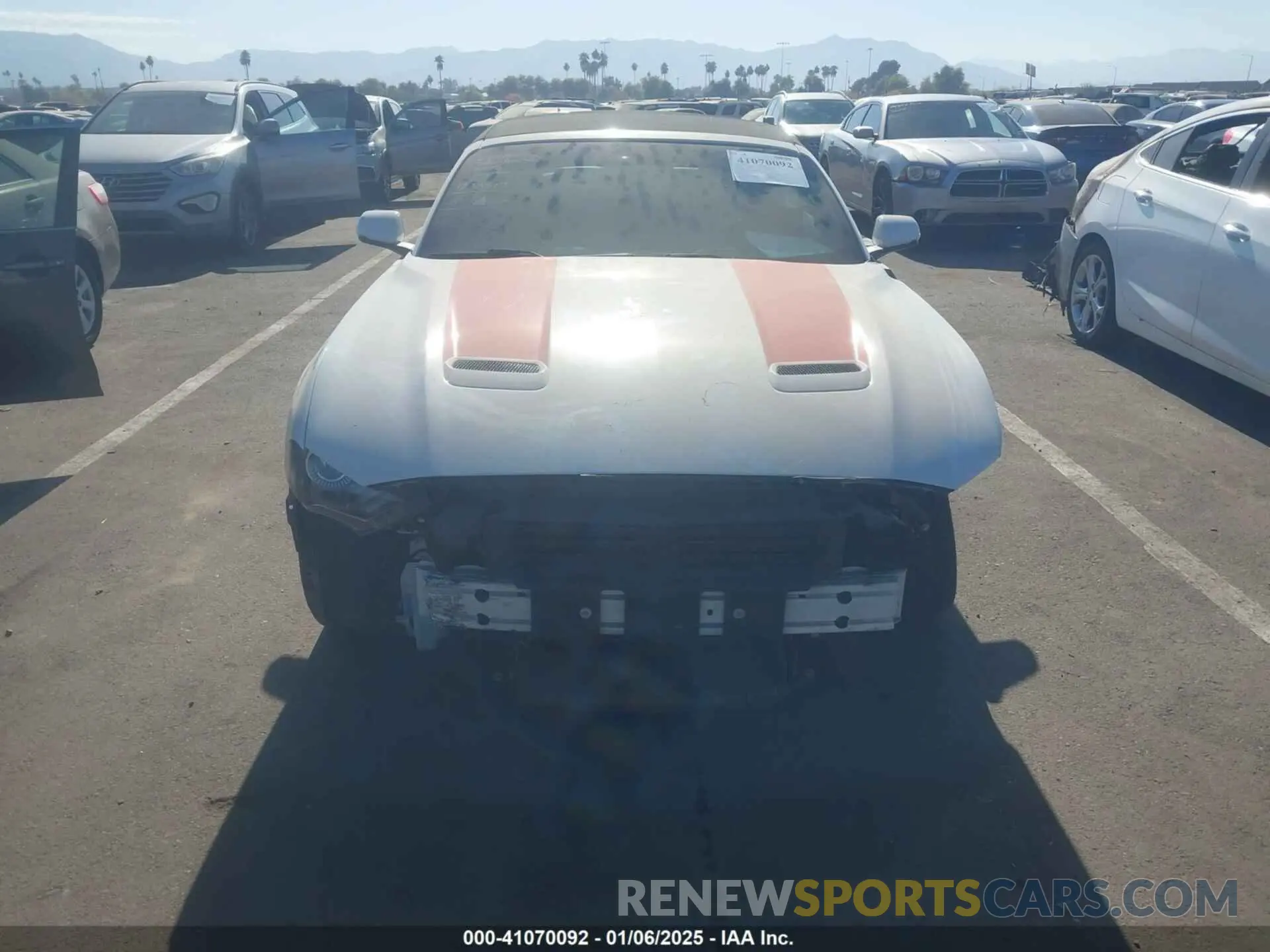13 Photograph of a damaged car 1FATP8UH2K5148573 FORD MUSTANG 2019