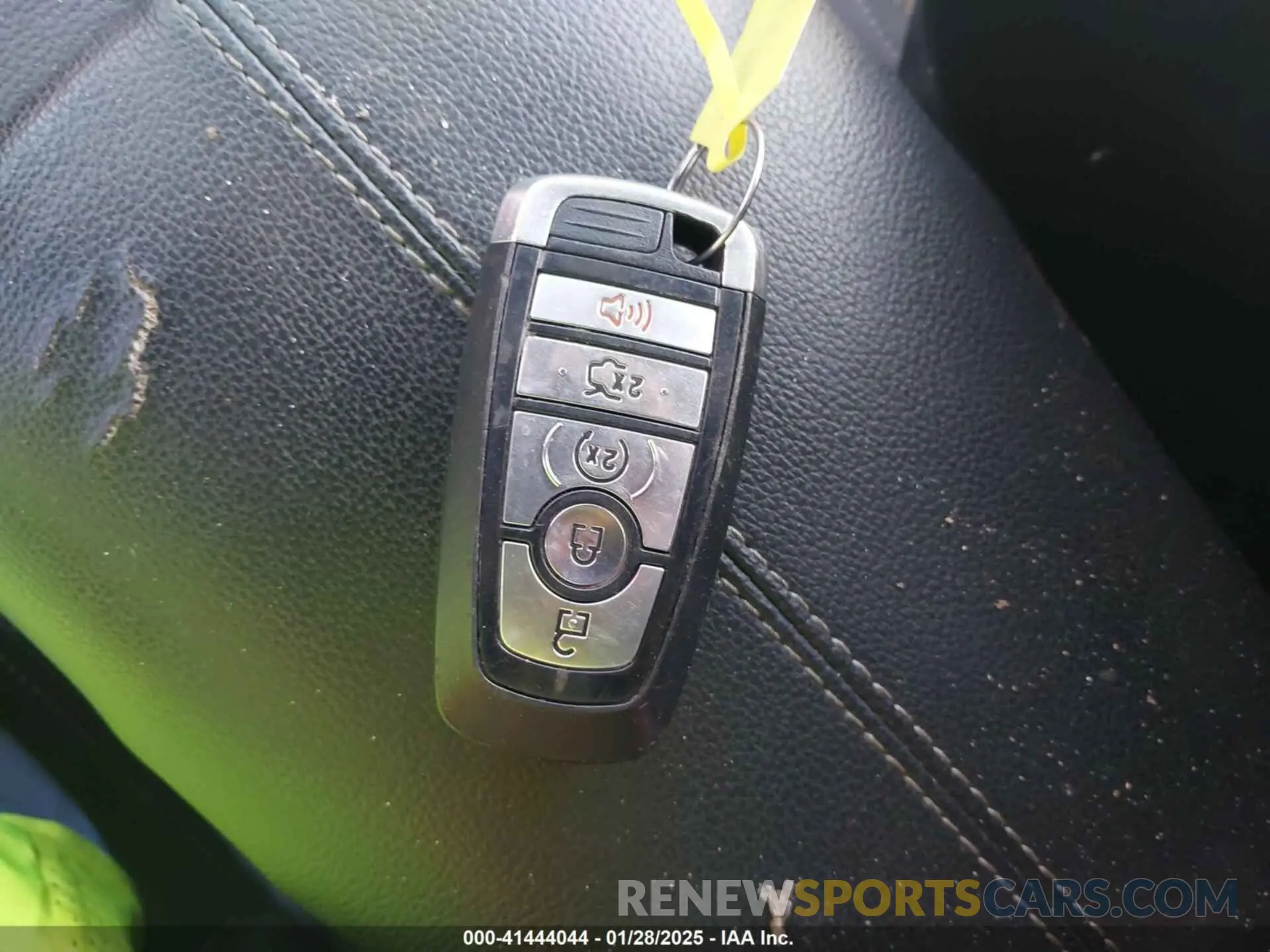 11 Photograph of a damaged car 1FATP8UH3K5159551 FORD MUSTANG 2019