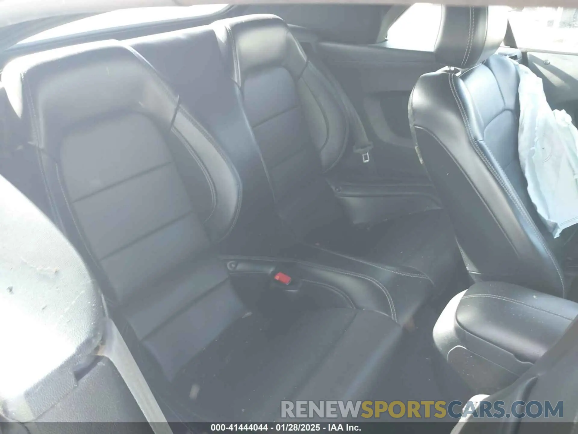 8 Photograph of a damaged car 1FATP8UH3K5159551 FORD MUSTANG 2019