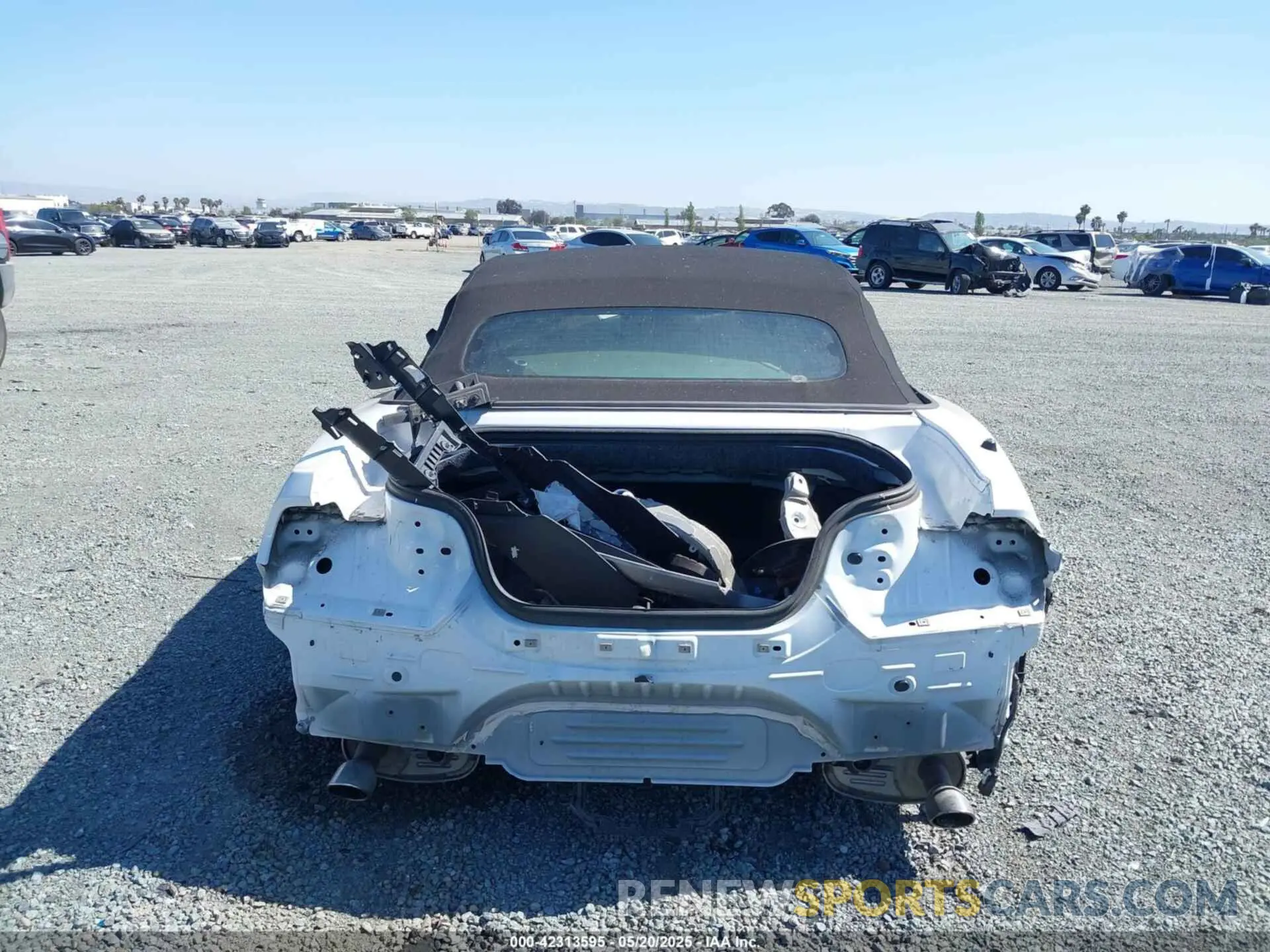 15 Photograph of a damaged car 1FATP8UH4K5109225 FORD MUSTANG 2019