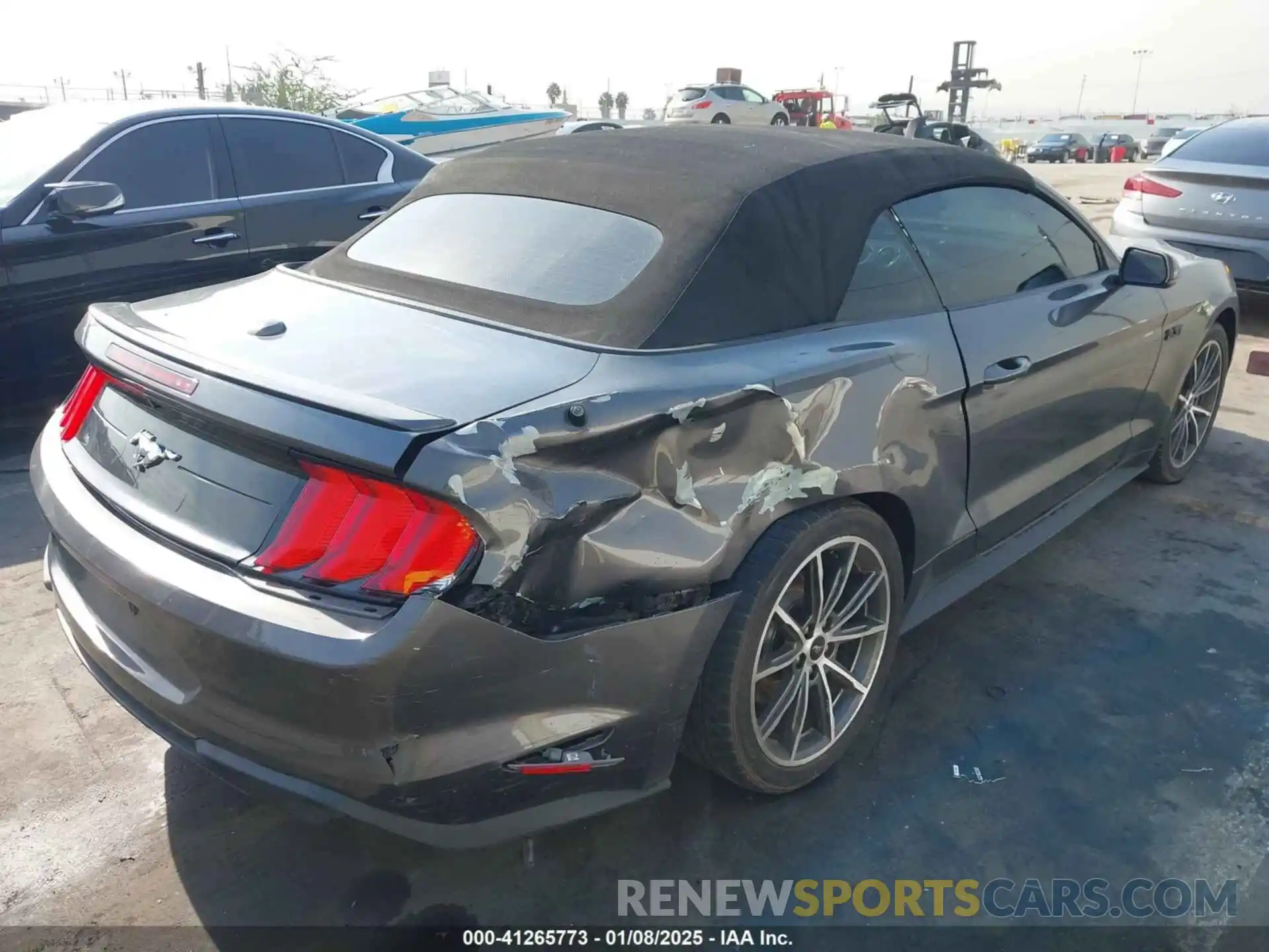 6 Photograph of a damaged car 1FATP8UH4K5171997 FORD MUSTANG 2019