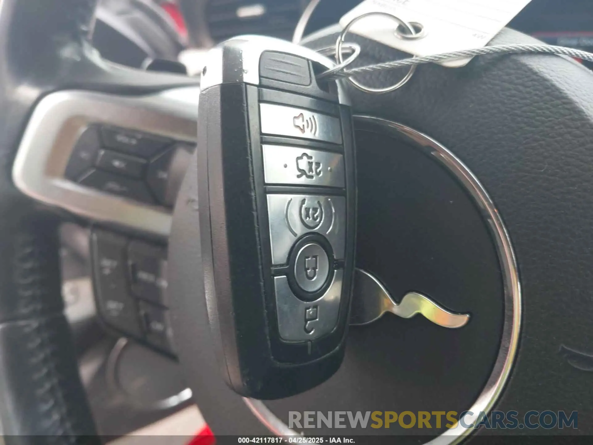 11 Photograph of a damaged car 1FATP8UH6K5138631 FORD MUSTANG 2019