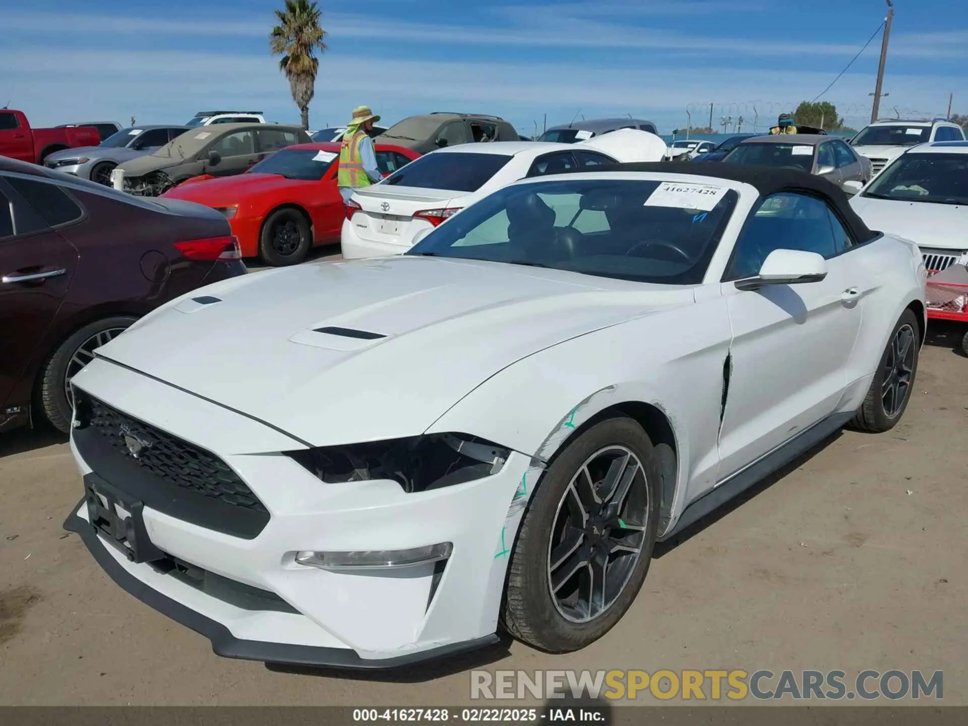 2 Photograph of a damaged car 1FATP8UH8K5188379 FORD MUSTANG 2019